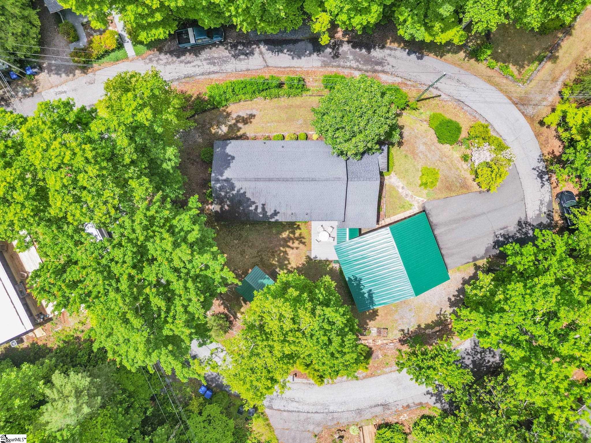 189 Friendly Circle Property Photo 36