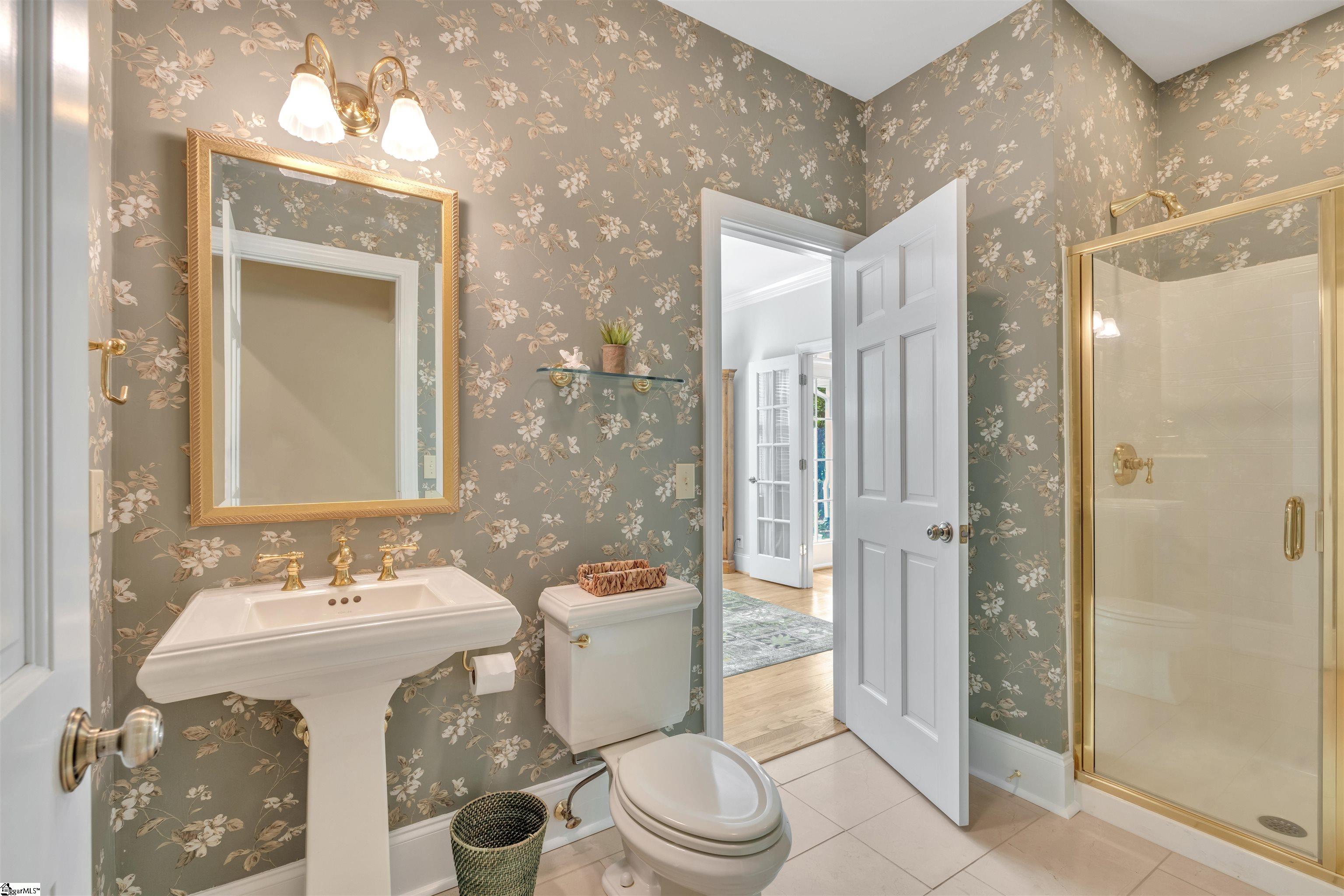 124 Kingshead Road Property Photo 32
