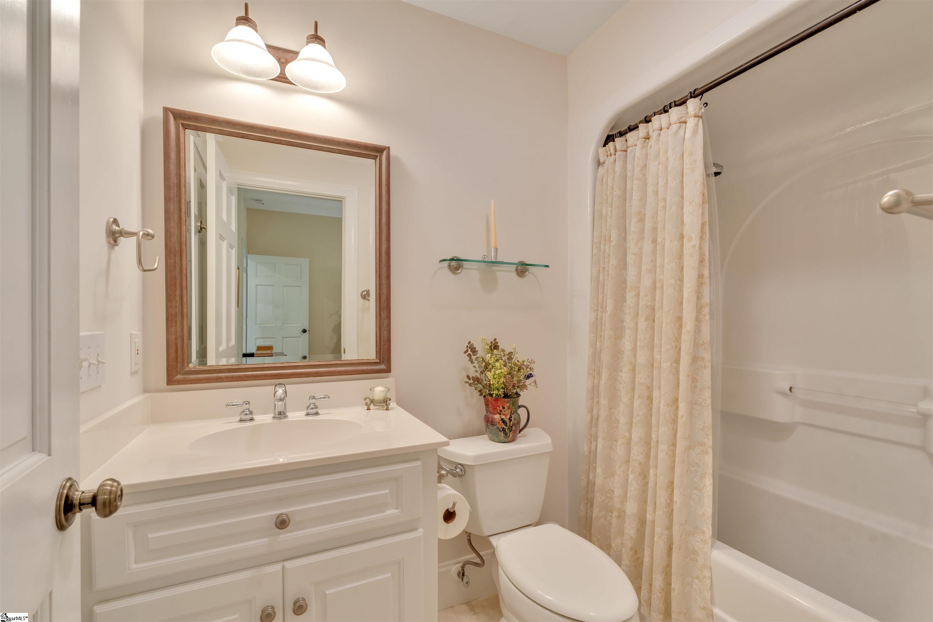 124 Kingshead Road Property Photo 38