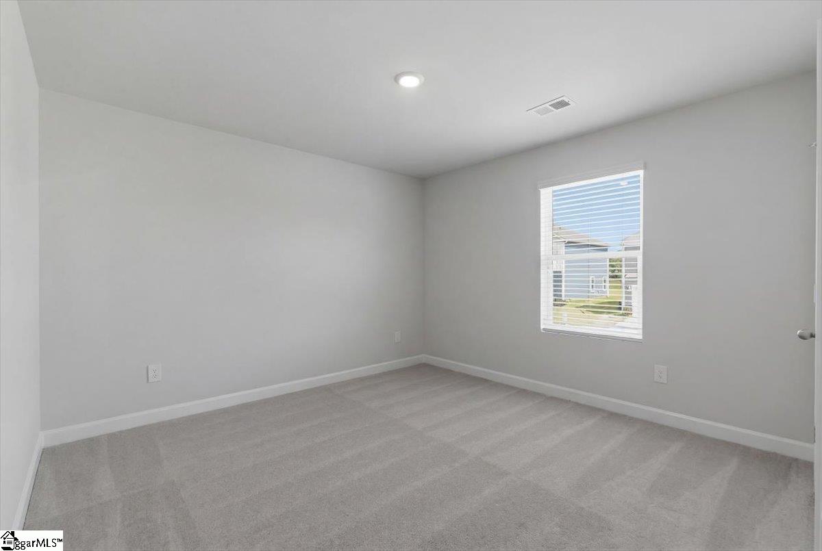 628 Hollybank Street Property Photo 17