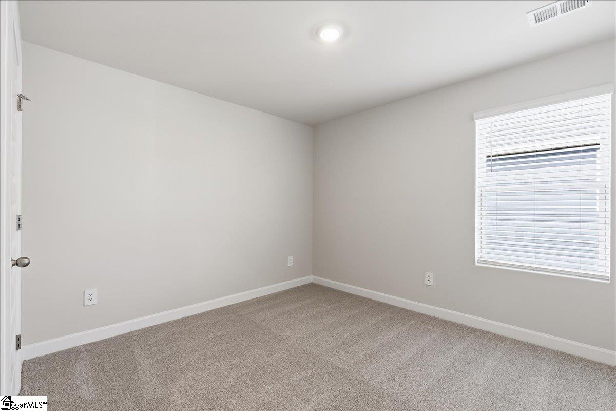 628 Hollybank Street Property Photo 19