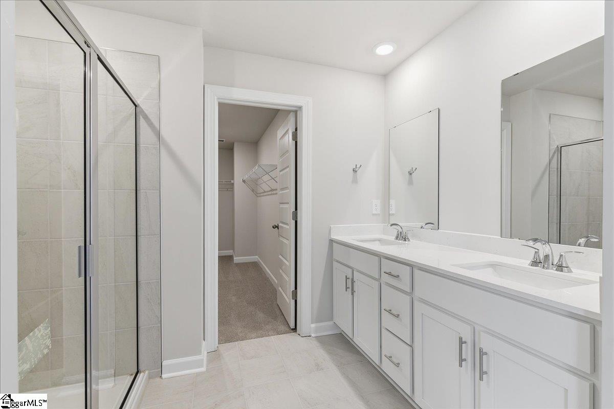 628 Hollybank Street Property Photo 24