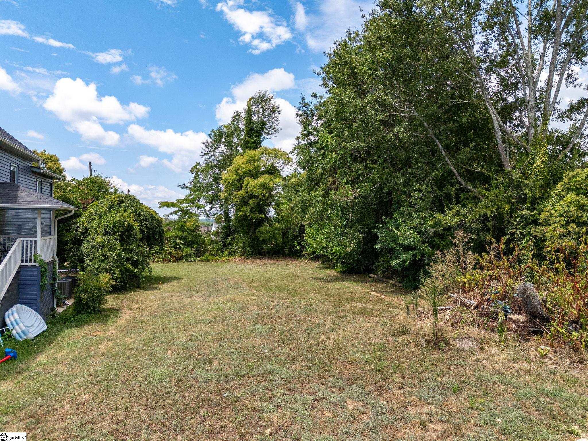 266 Hydrick Street Property Photo 8
