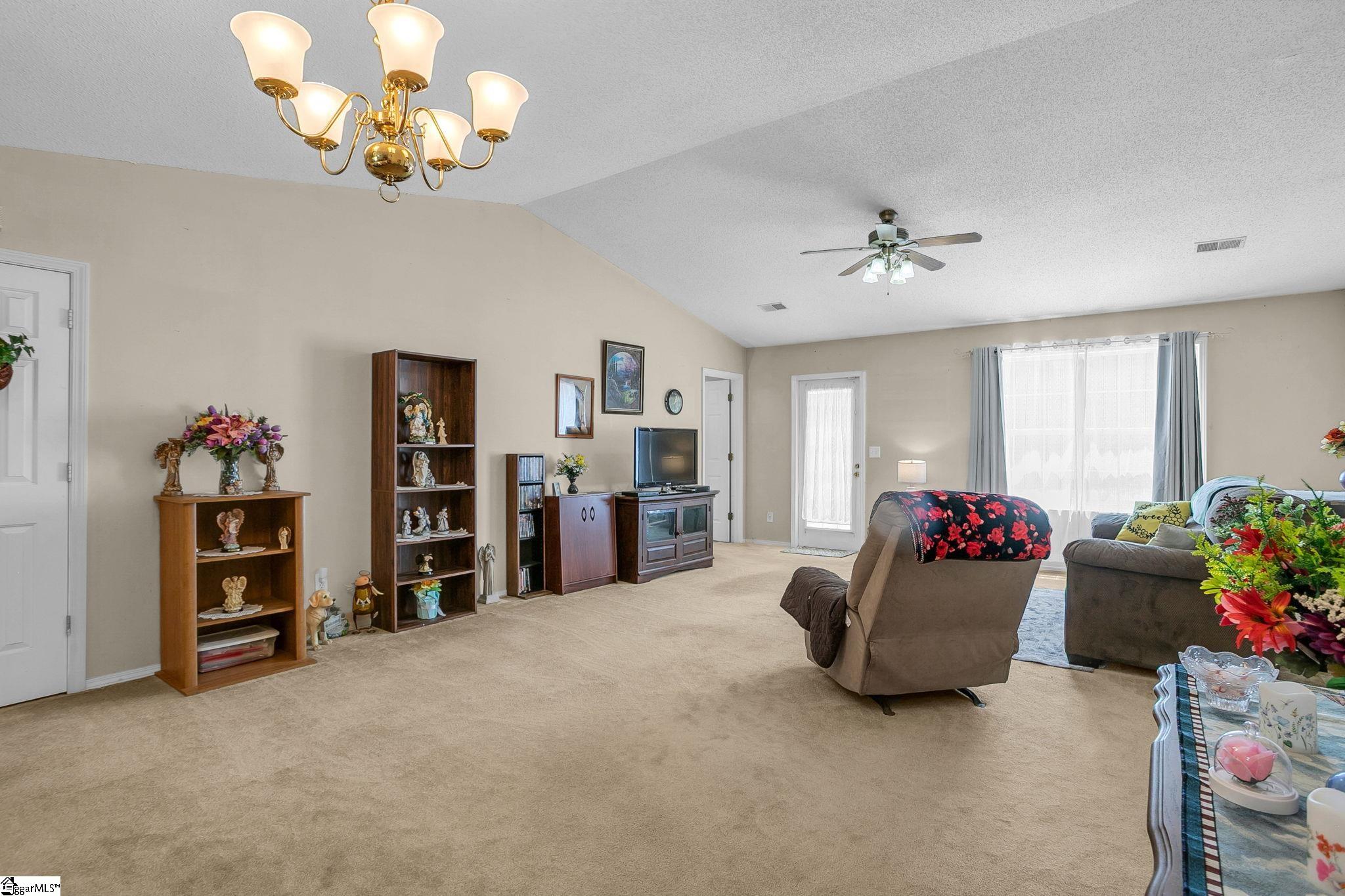 8 Pasture Place Property Photo 10