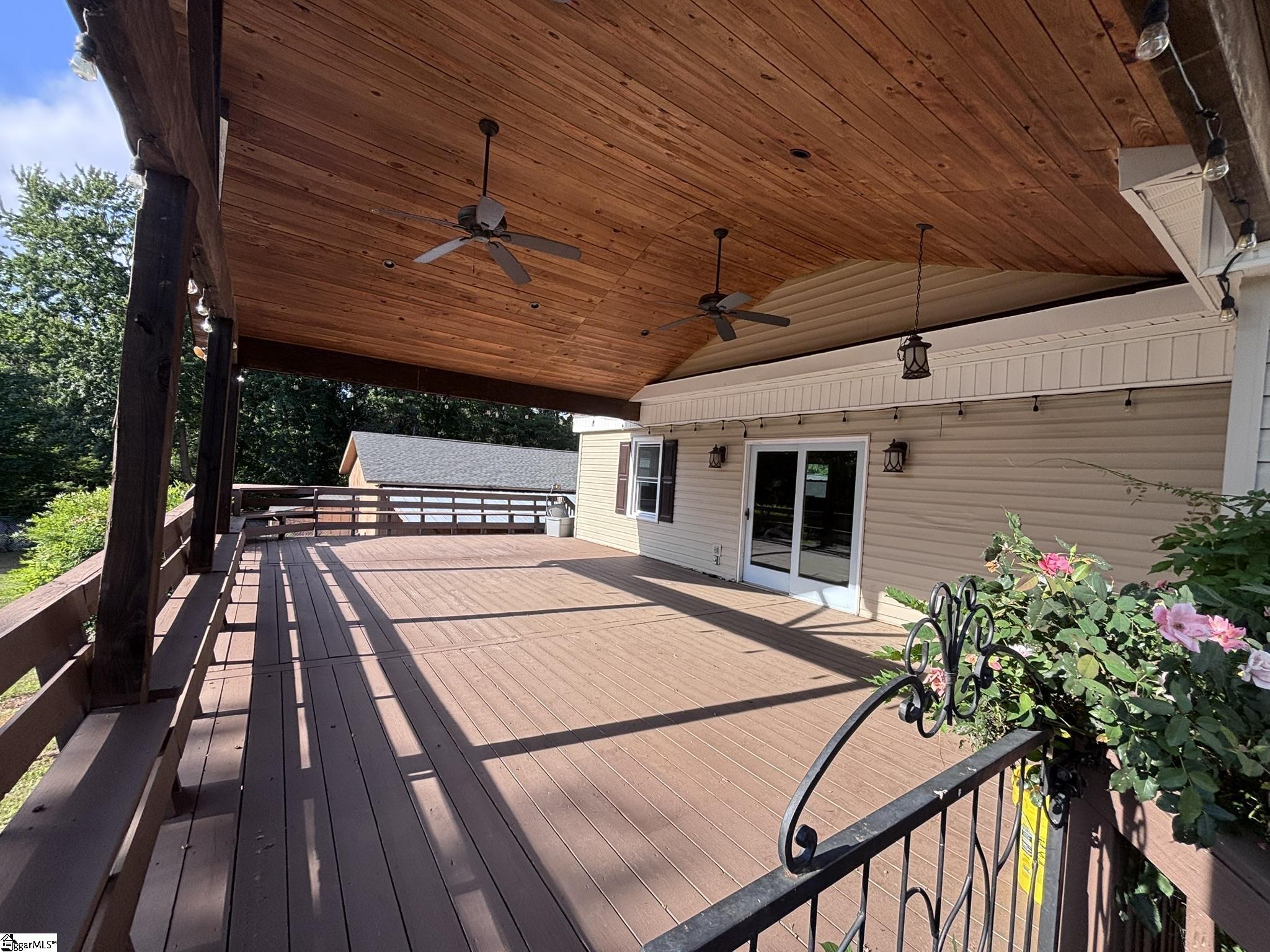 2070 Little Texas Road Property Photo 7