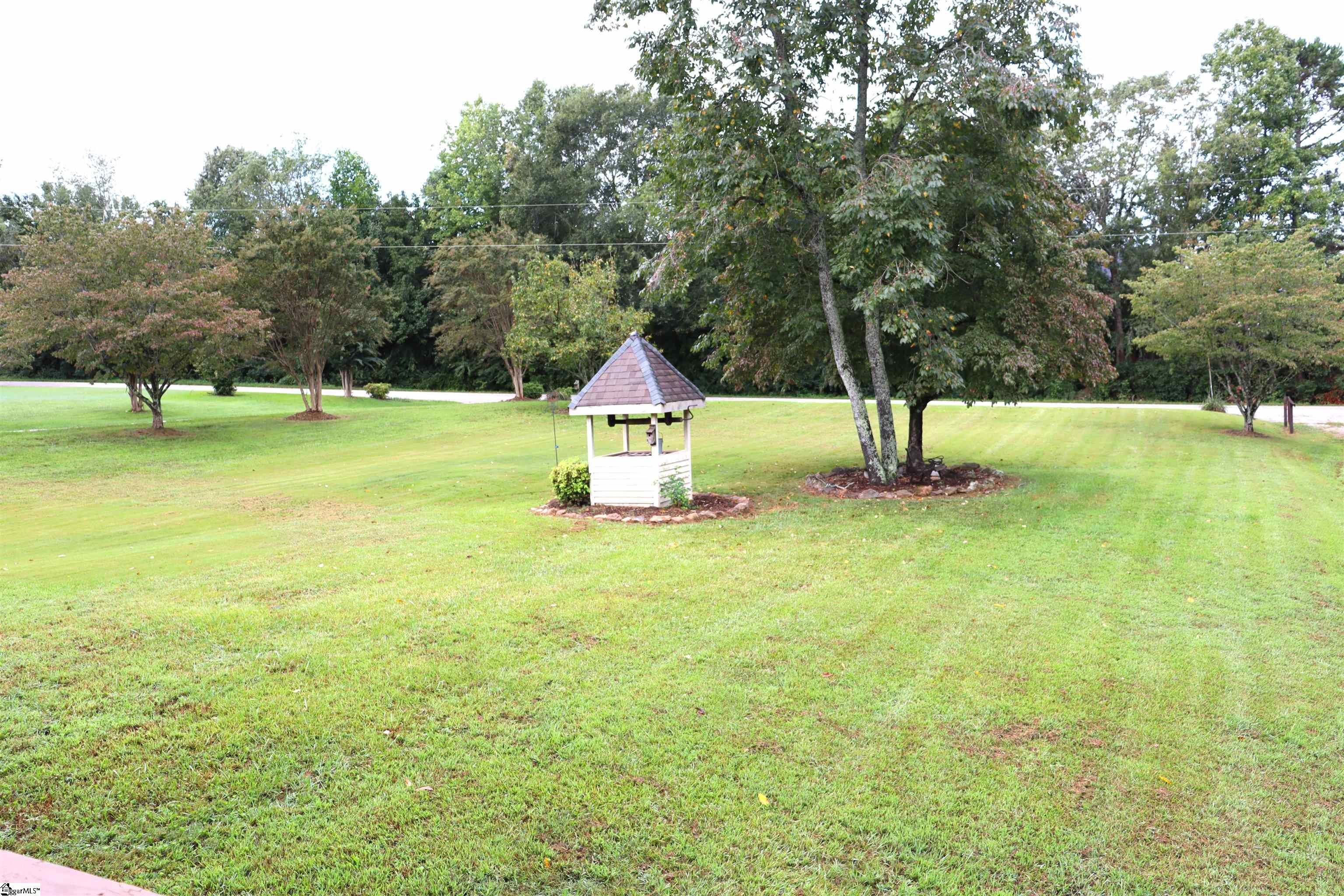 2070 Little Texas Road Property Photo 8