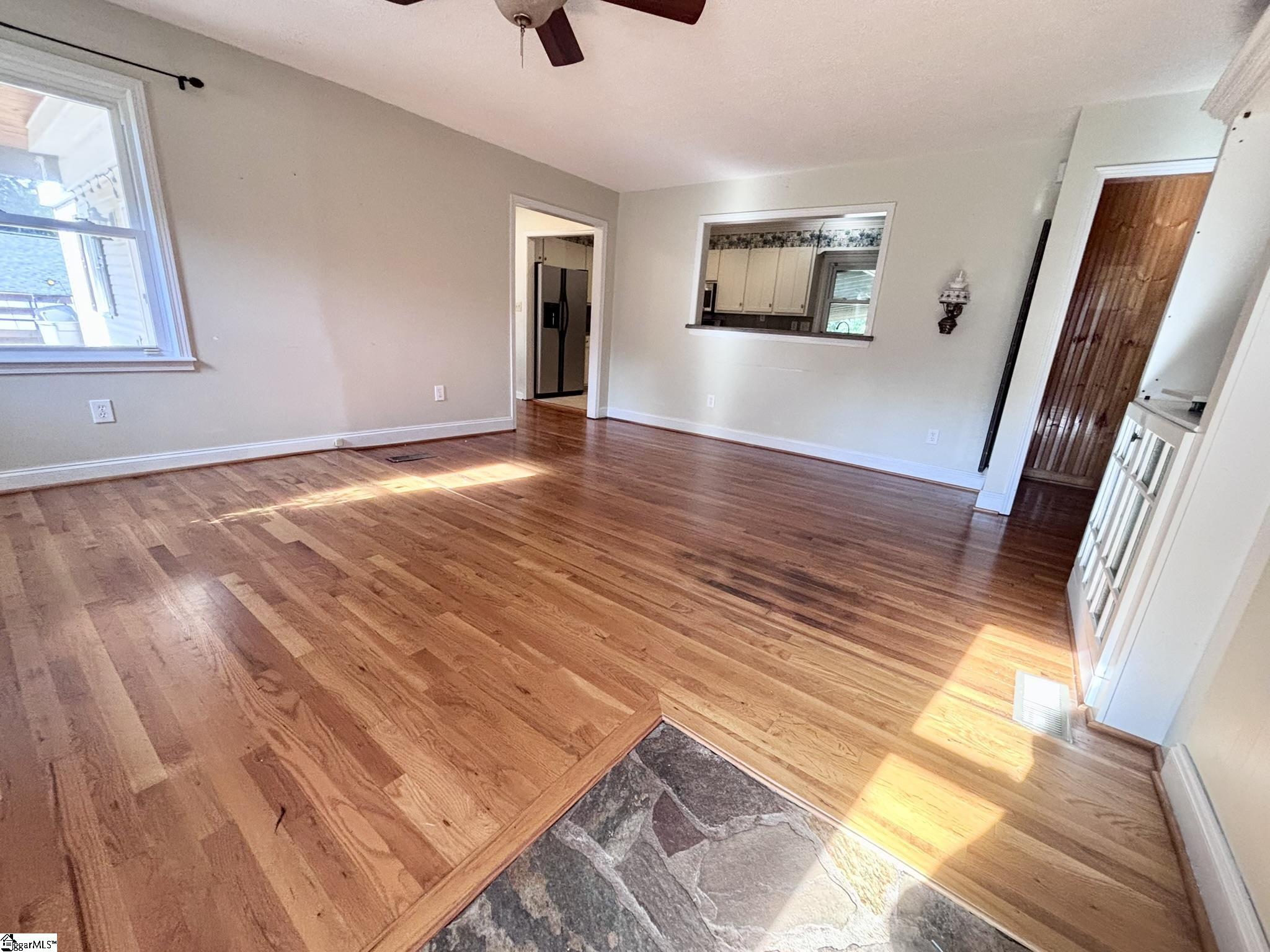 2070 Little Texas Road Property Photo 11