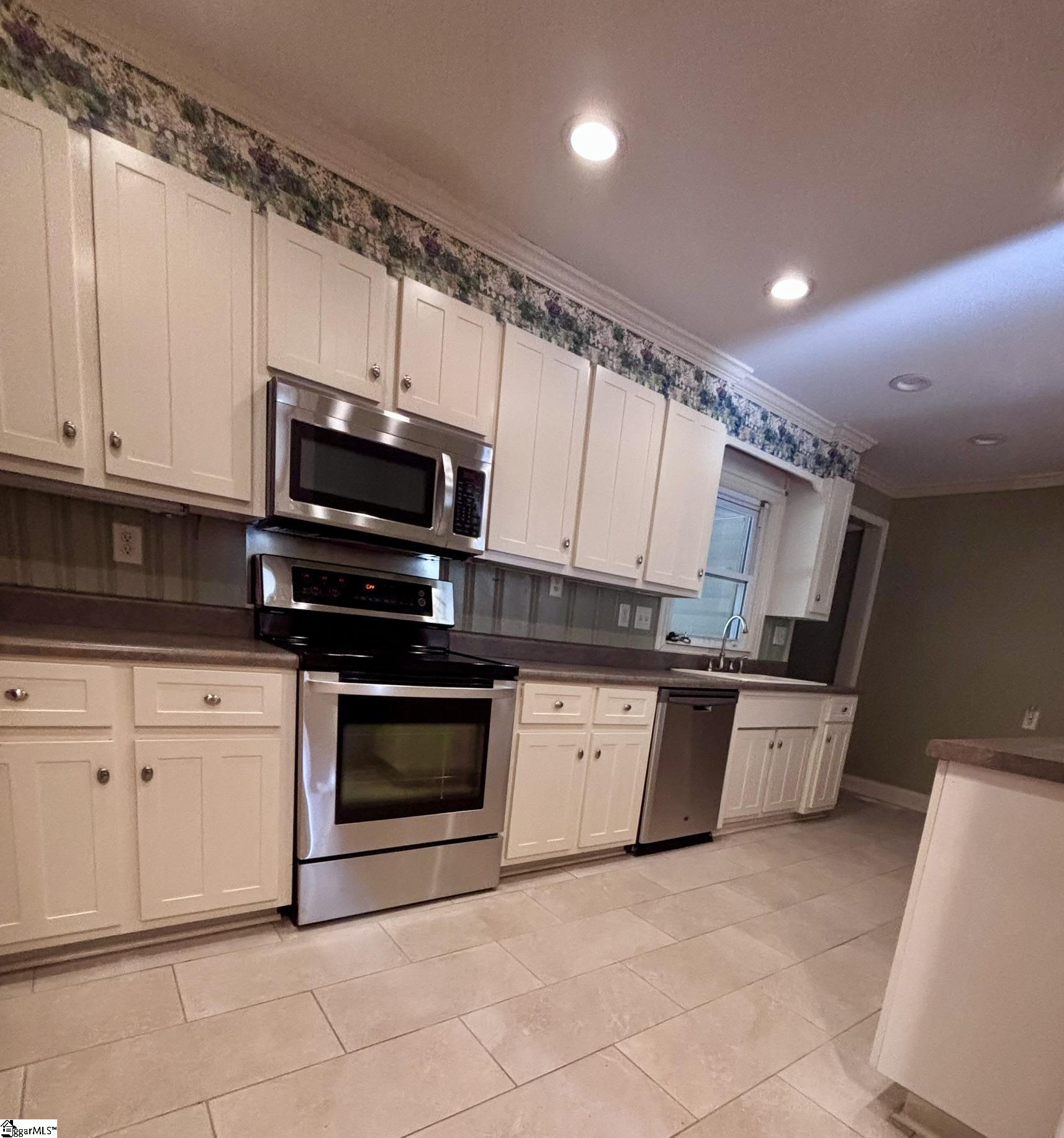 2070 Little Texas Road Property Photo 14