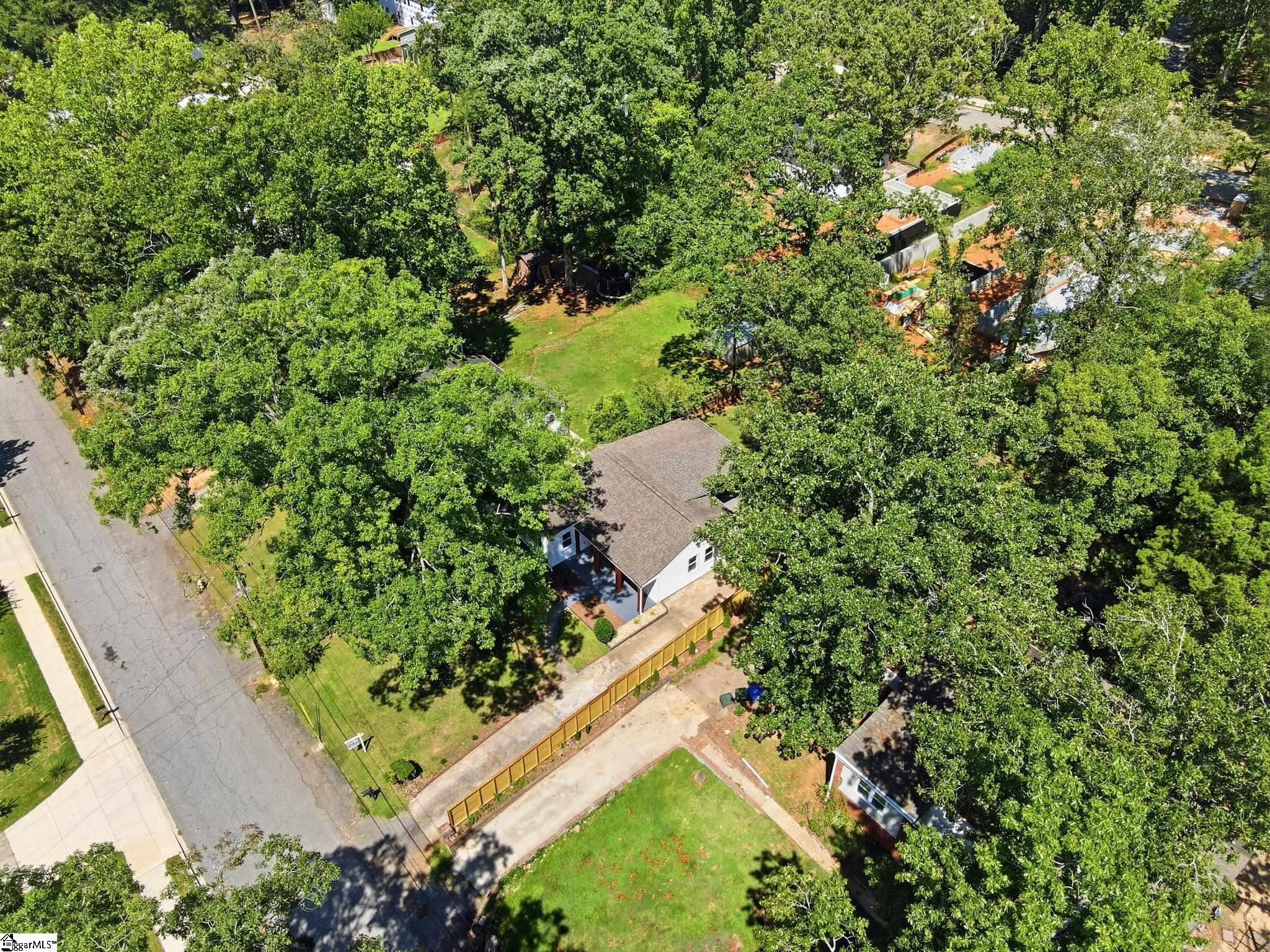 414 Potomac Avenue Property Photo 41