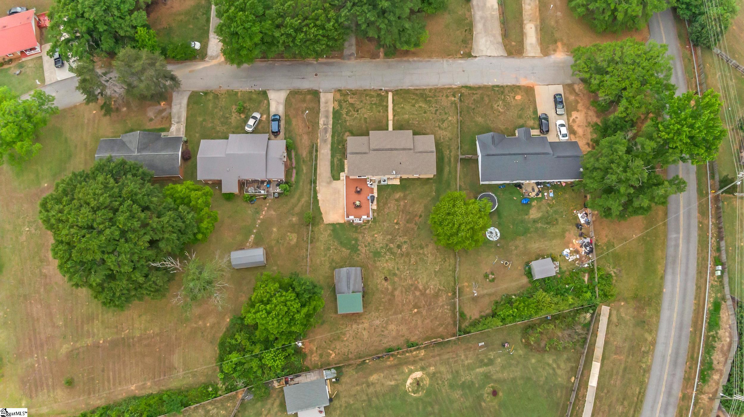 101 Redmond Drive Property Photo 8