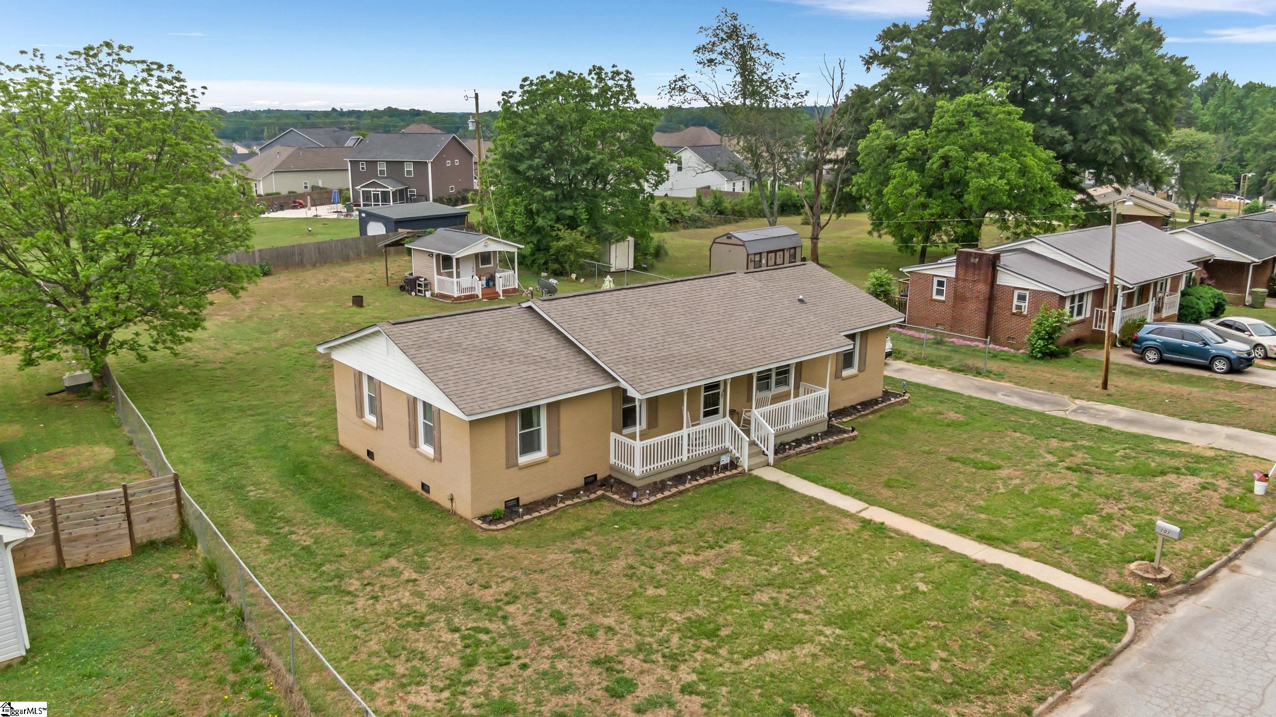 101 Redmond Drive Property Photo 31