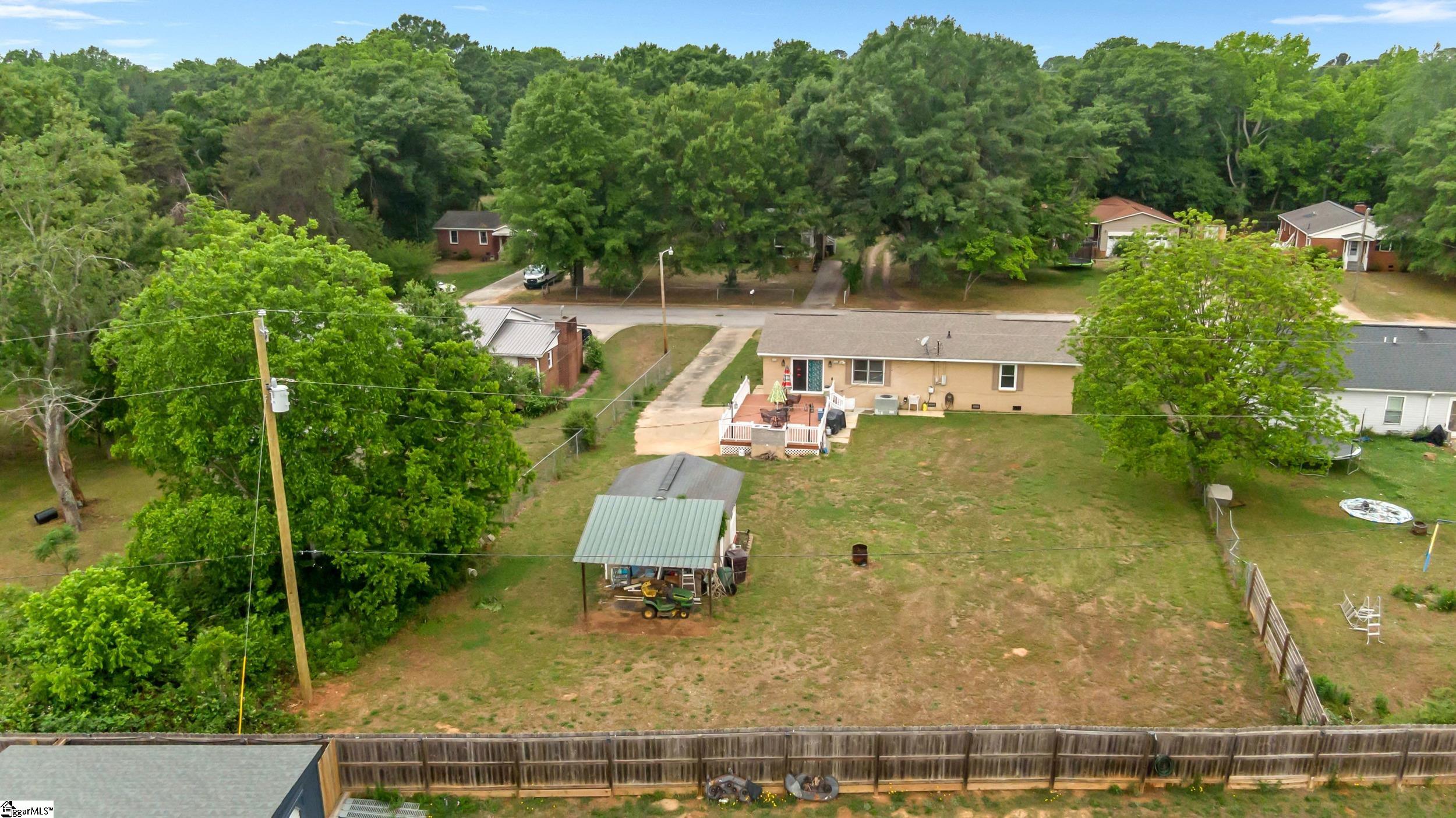 101 Redmond Drive Property Photo 38