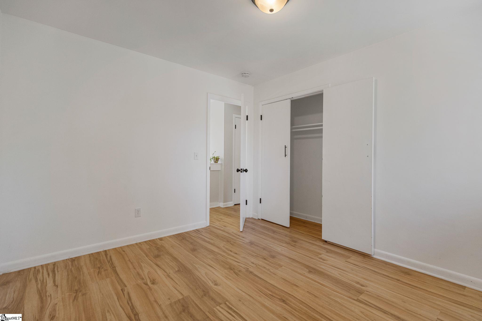 1201 Winding Way Property Photo 26