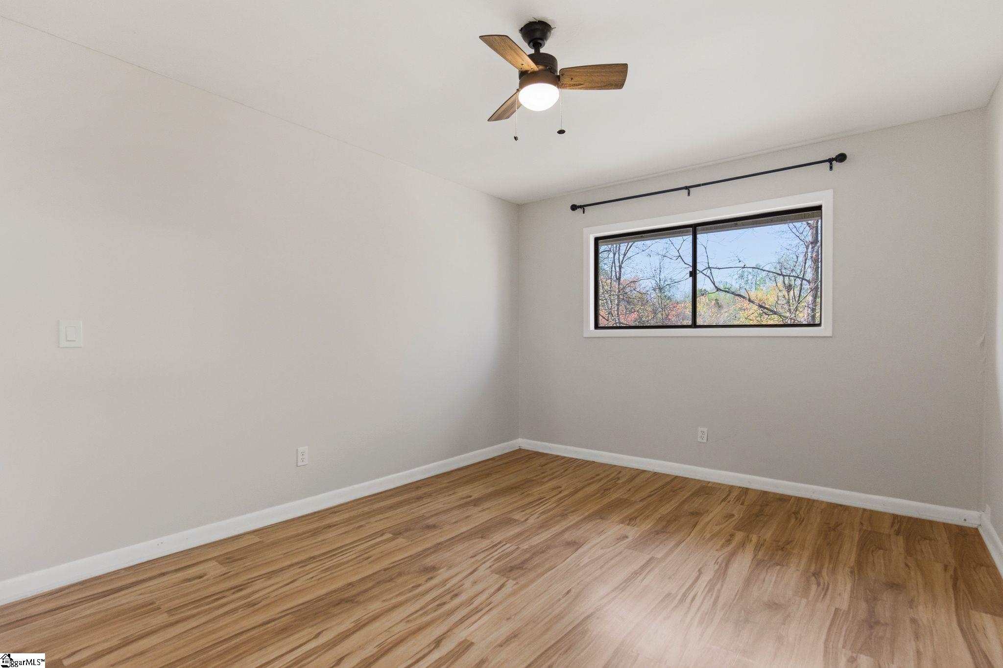 1201 Winding Way Property Photo 40