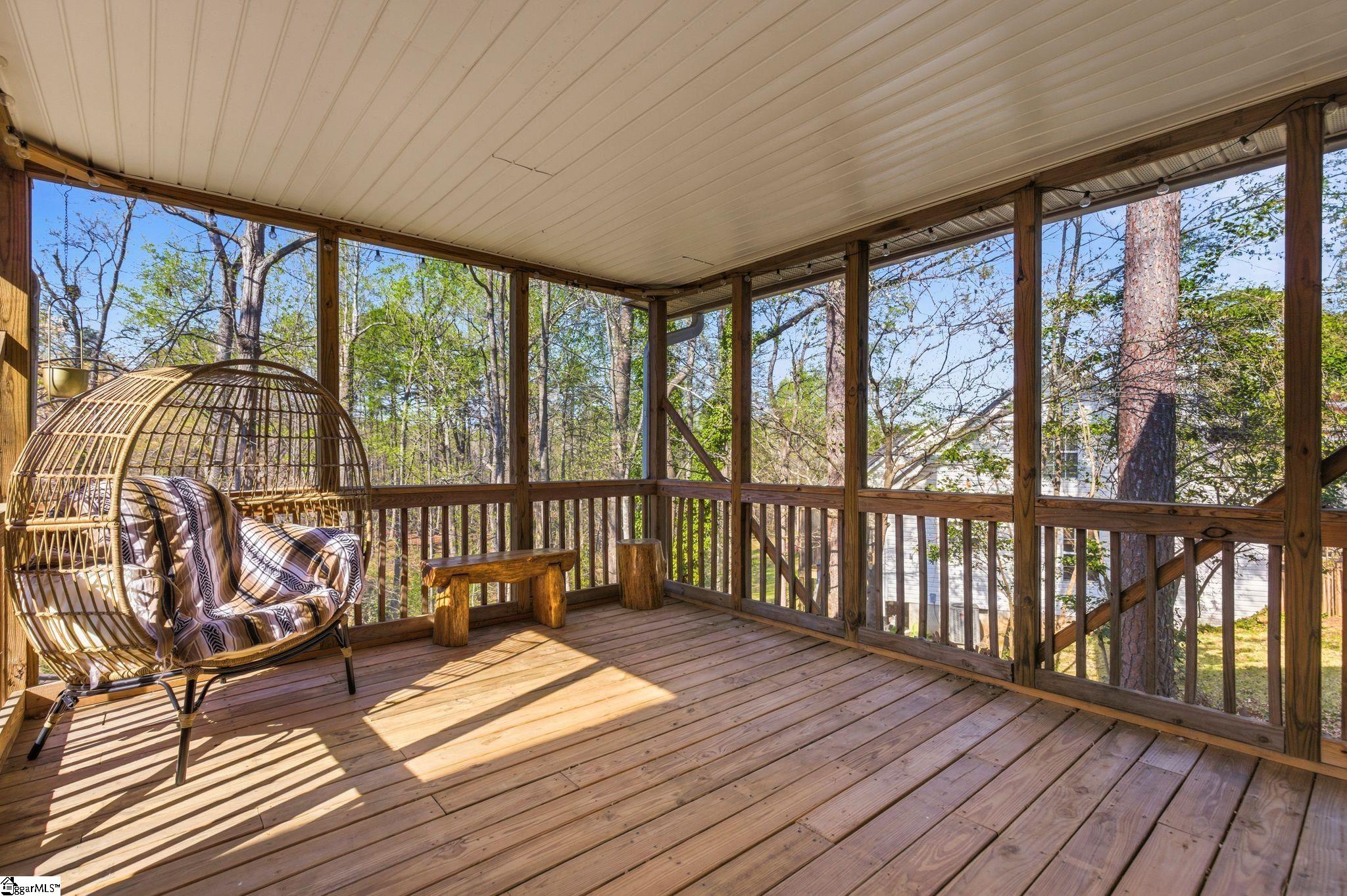 1201 Winding Way Property Photo 44