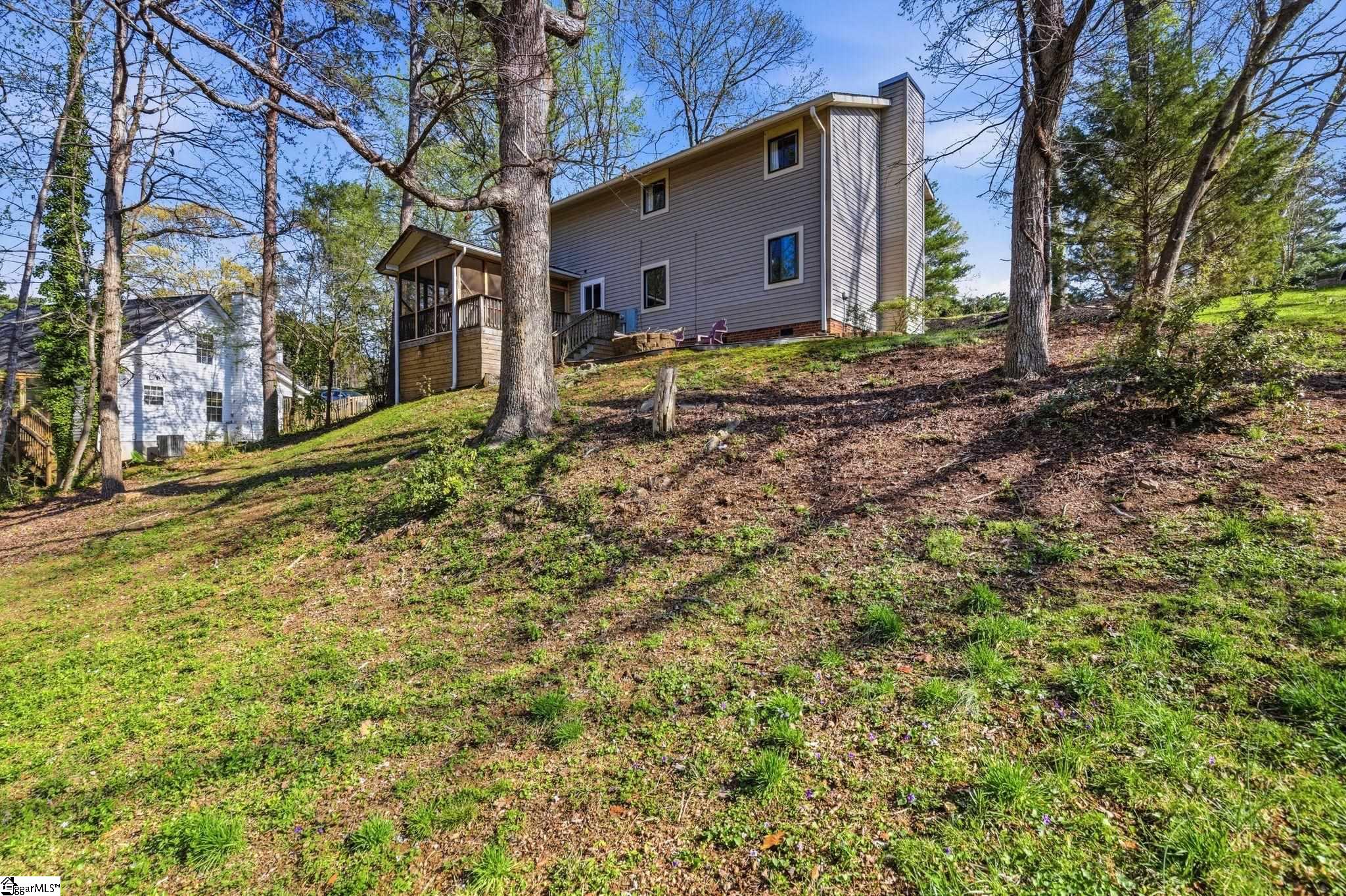 1201 Winding Way Property Photo 48