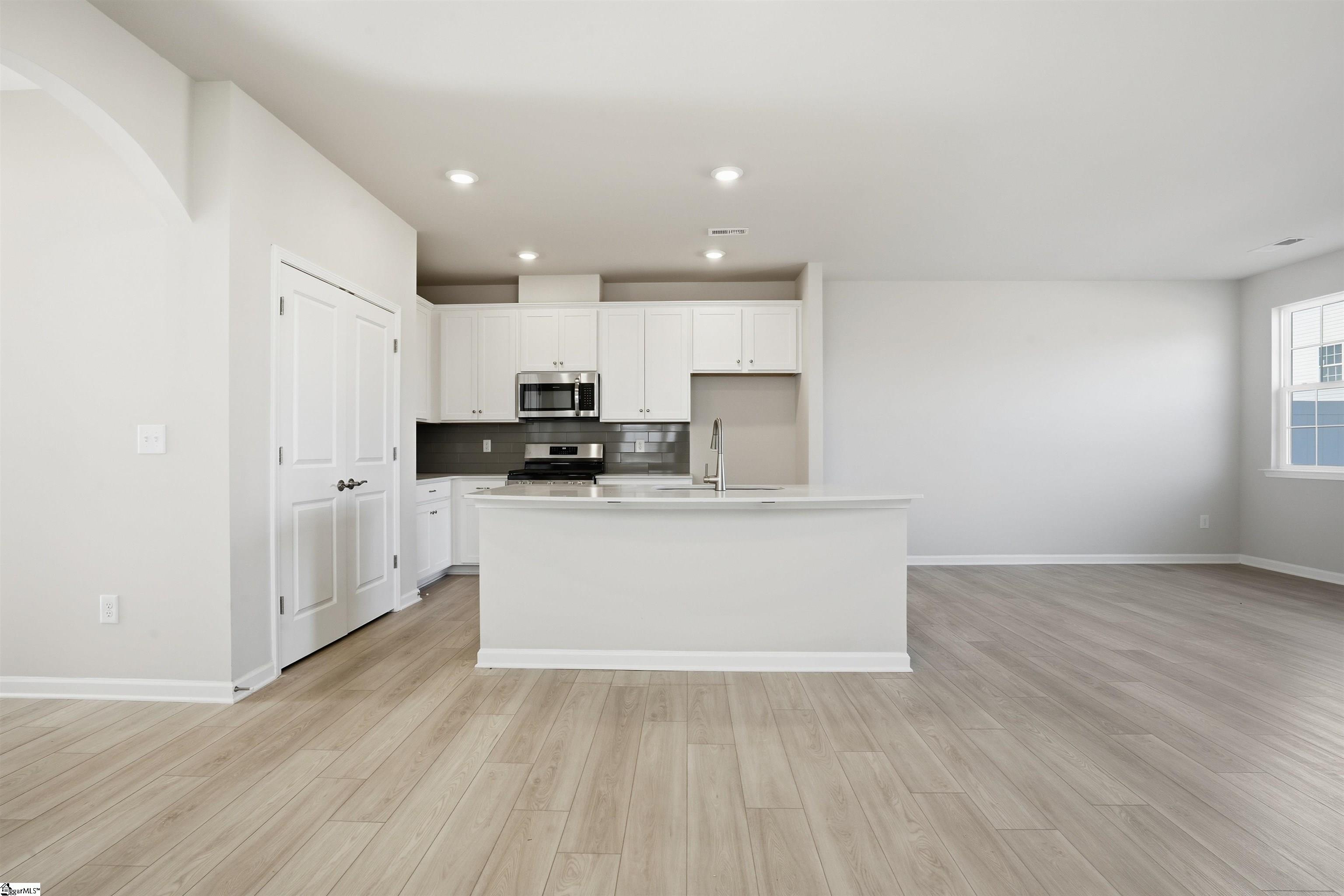 640 Blaire Ridge Way Property Photo 7