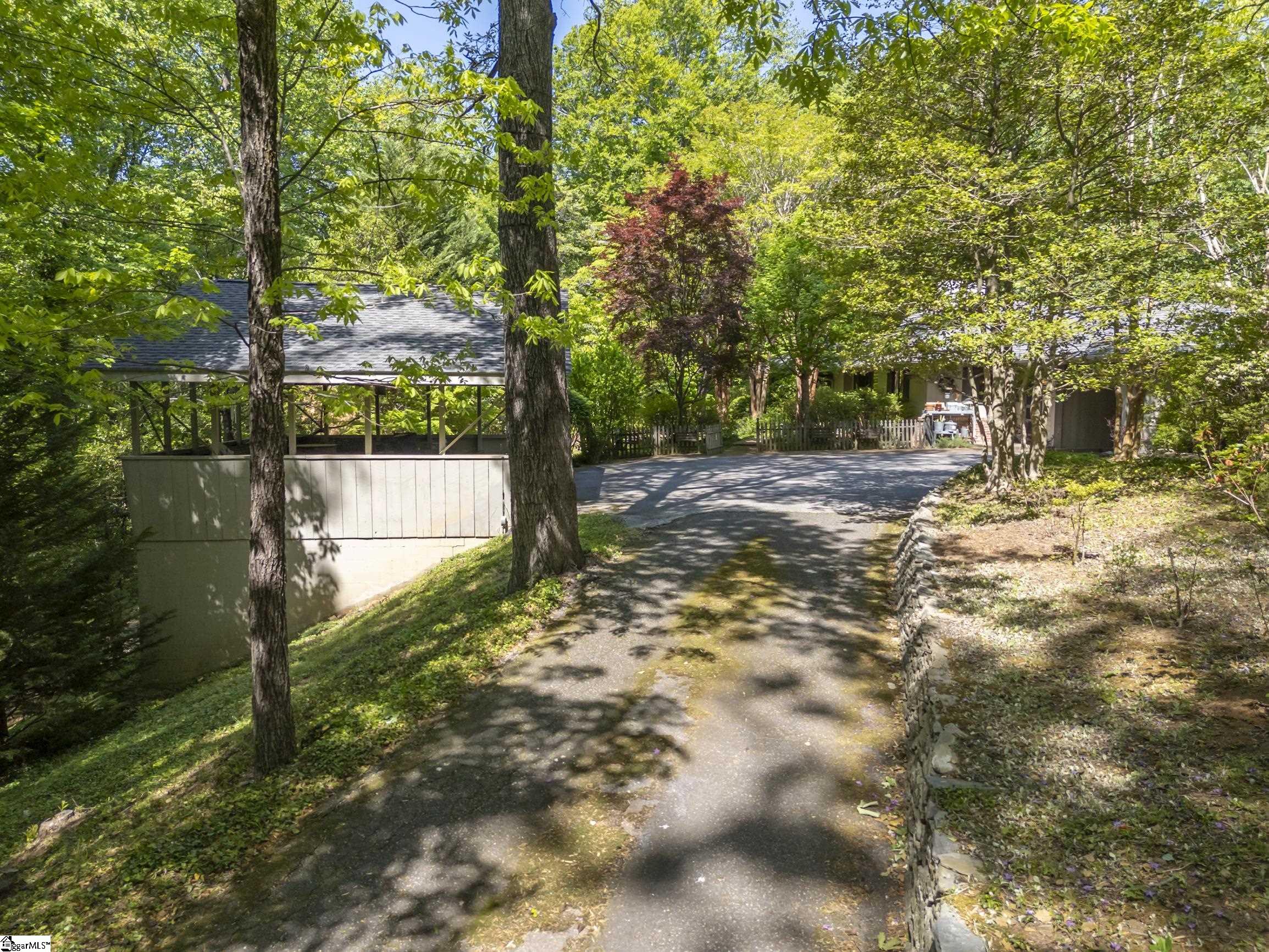 484 Sourwood Ridge Road Property Photo 29
