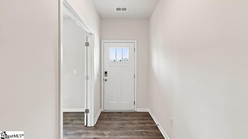 1260 Saginaw Court Property Photo 6