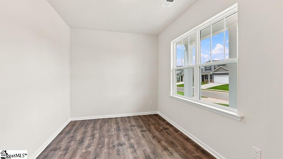 1260 Saginaw Court Property Photo 7