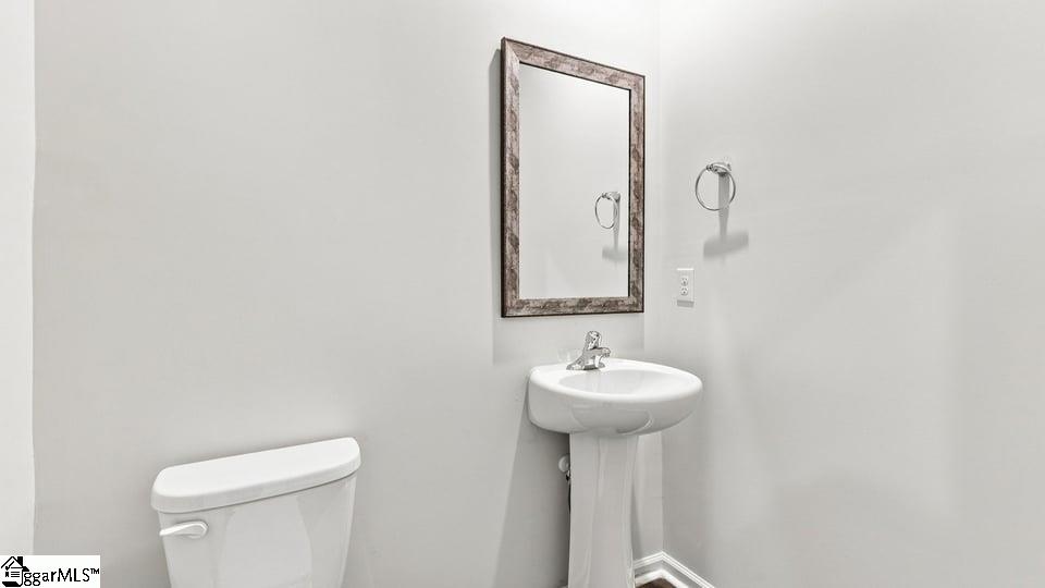 1260 Saginaw Court Property Photo 11