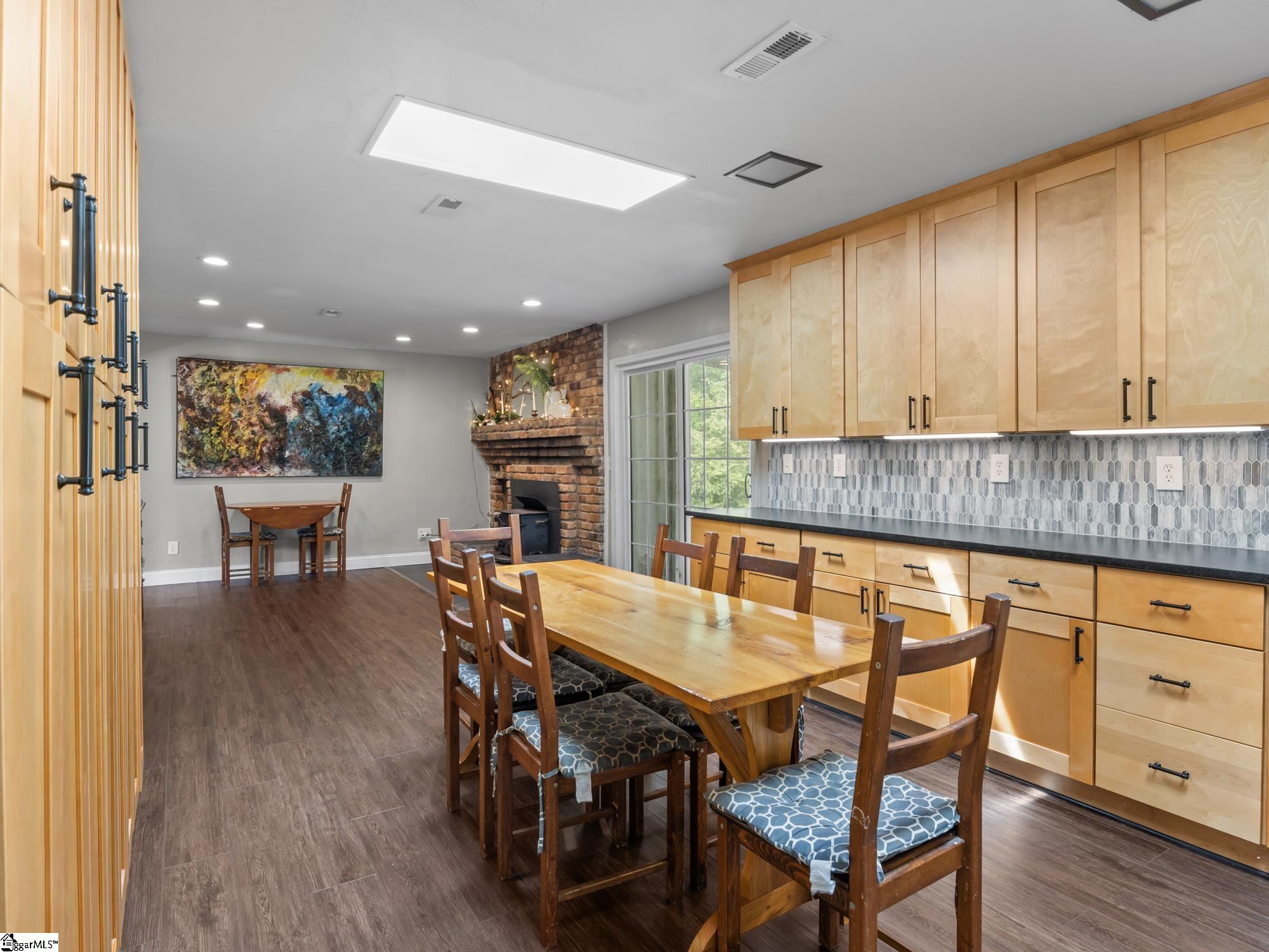 263 Flat Rock Road Property Photo 8