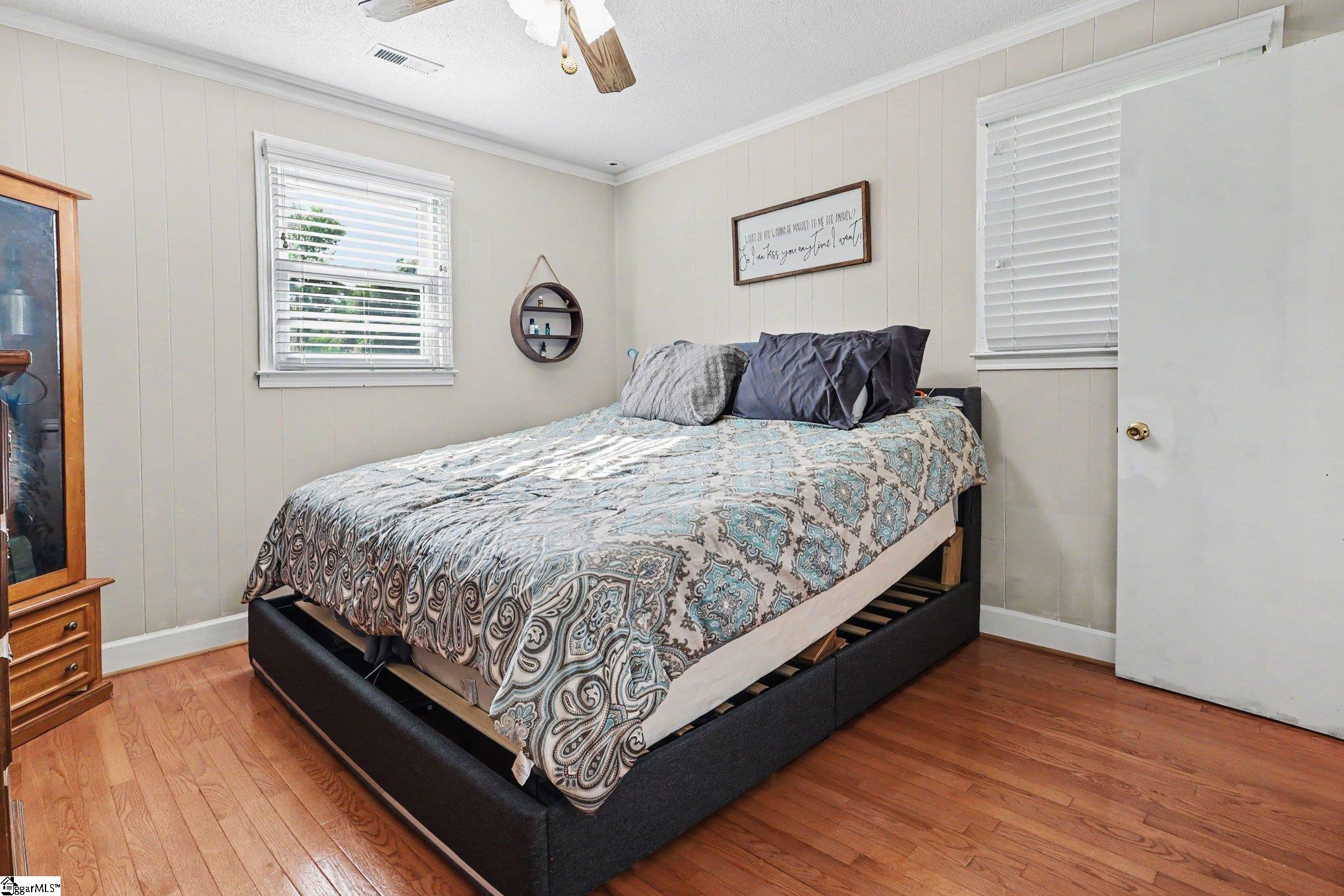 200 Bentwood Road Property Photo 5