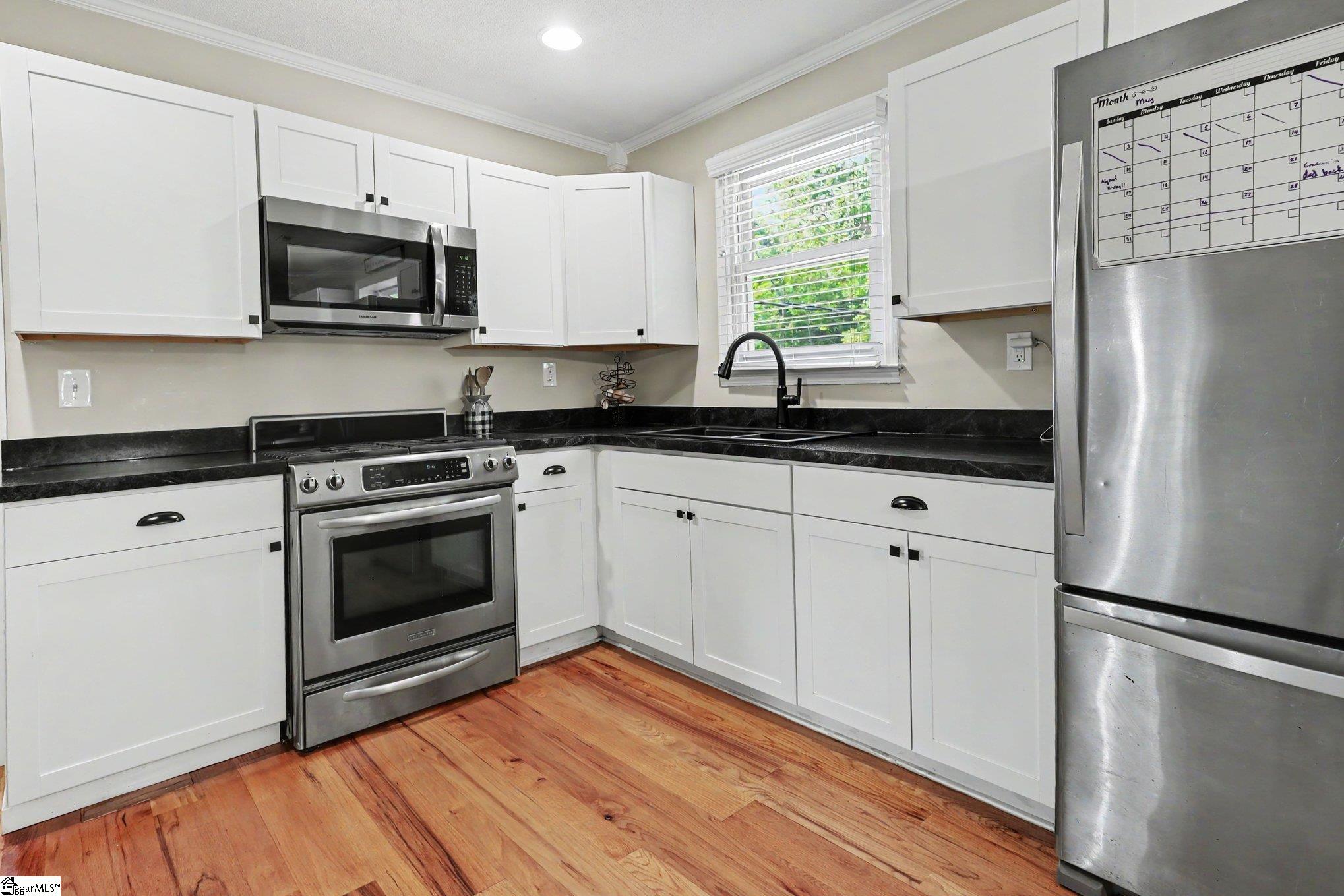 200 Bentwood Road Property Photo 12
