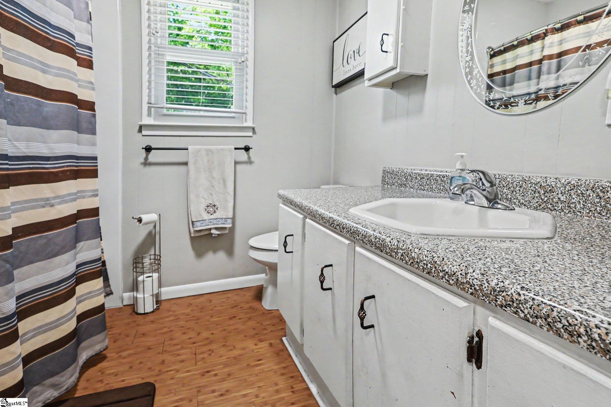 200 Bentwood Road Property Photo 13