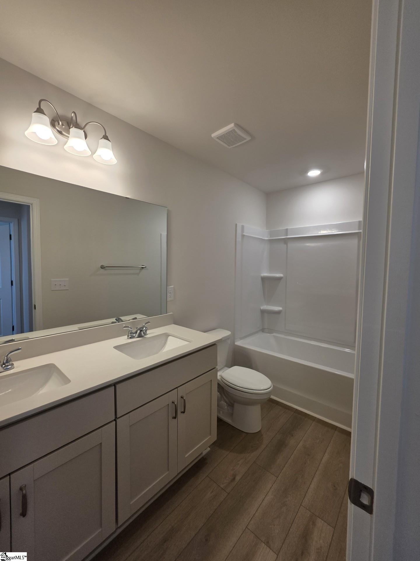427 Dodger Avenue Property Photo 36