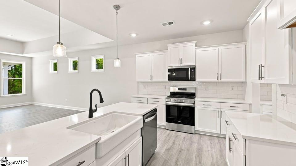 557 Woodcot Drive Property Photo 13