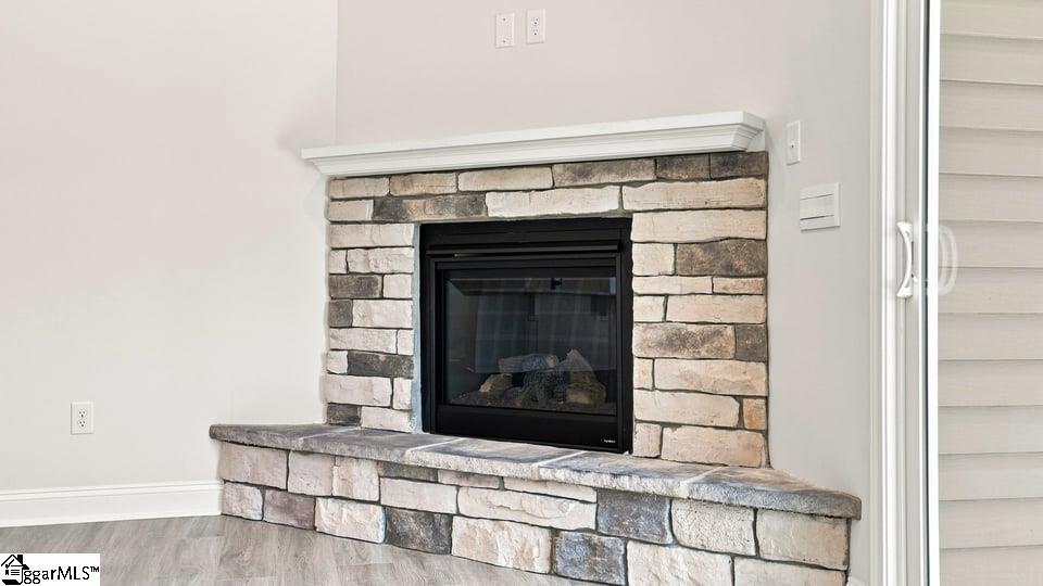 557 Woodcot Drive Property Photo 18