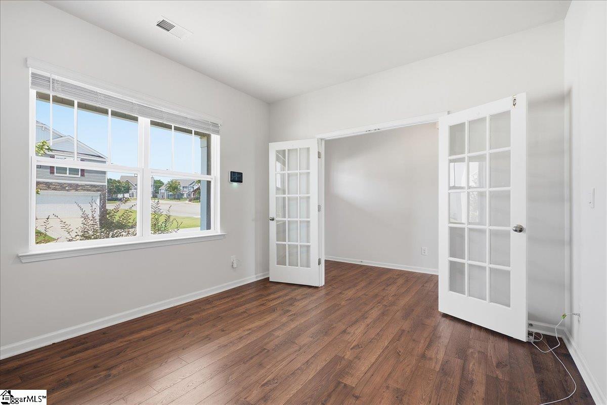 5192 Pratt Drive Property Photo 5