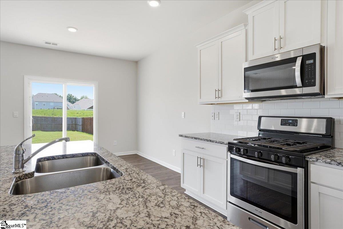 5192 Pratt Drive Property Photo 12