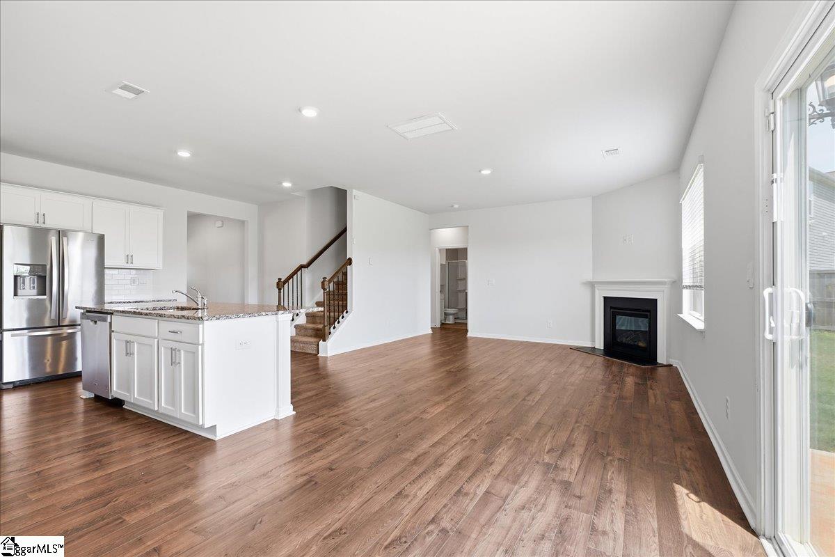 5192 Pratt Drive Property Photo 14