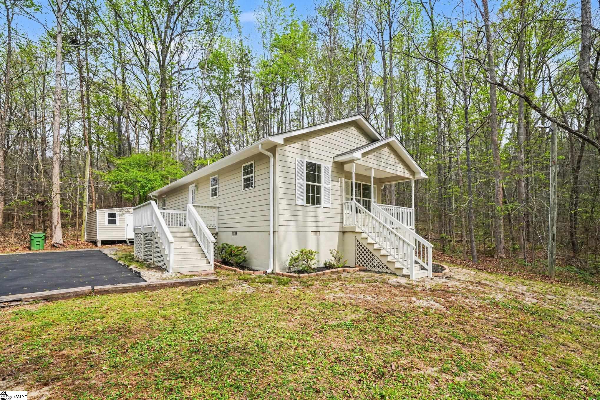 468 Holden Drive Property Photo 2