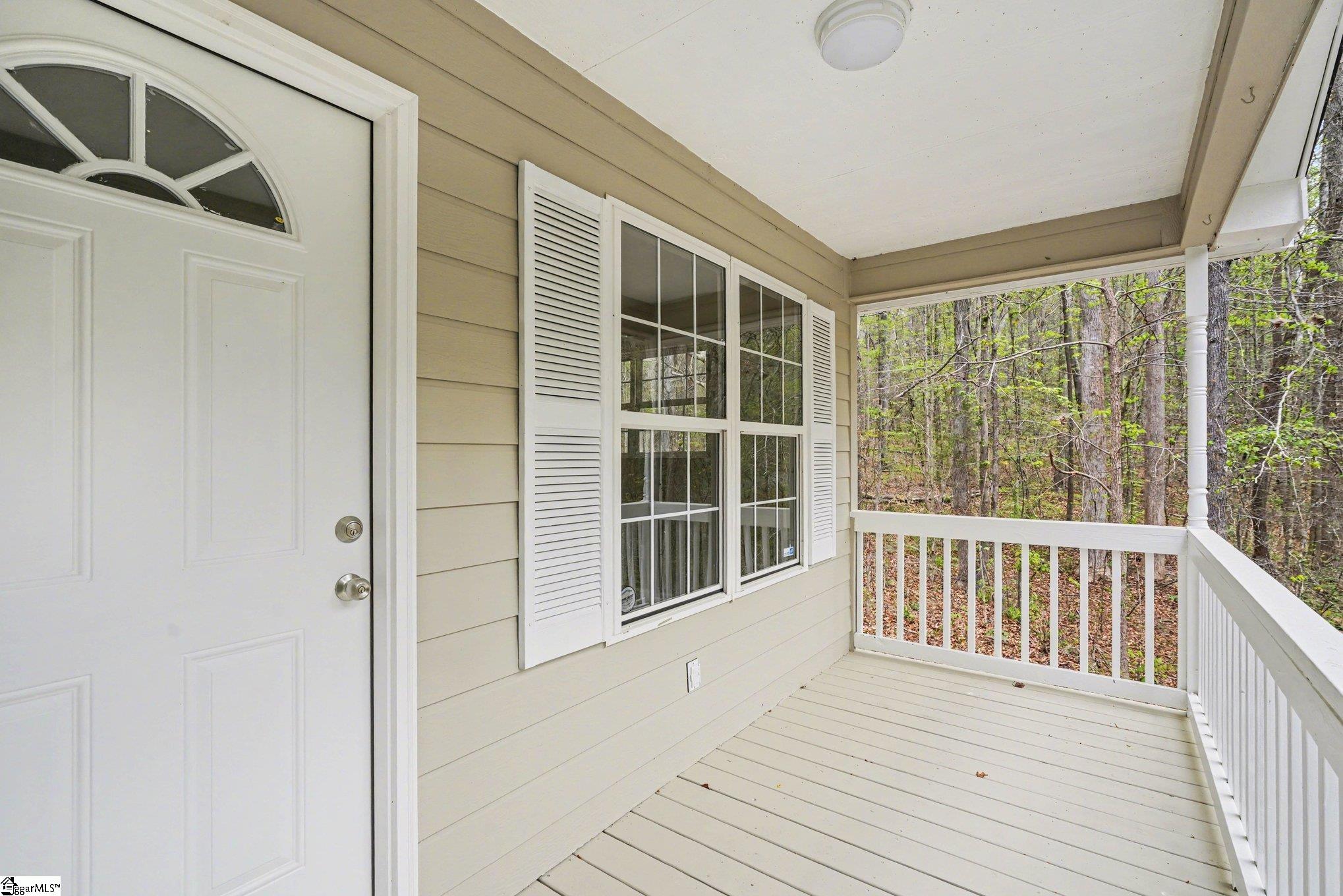 468 Holden Drive Property Photo 3