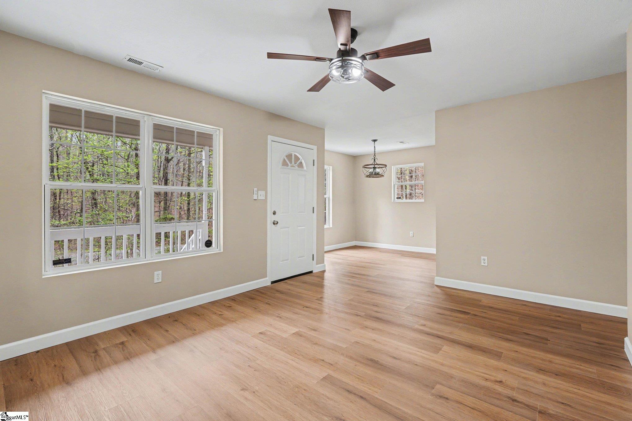 468 Holden Drive Property Photo 6