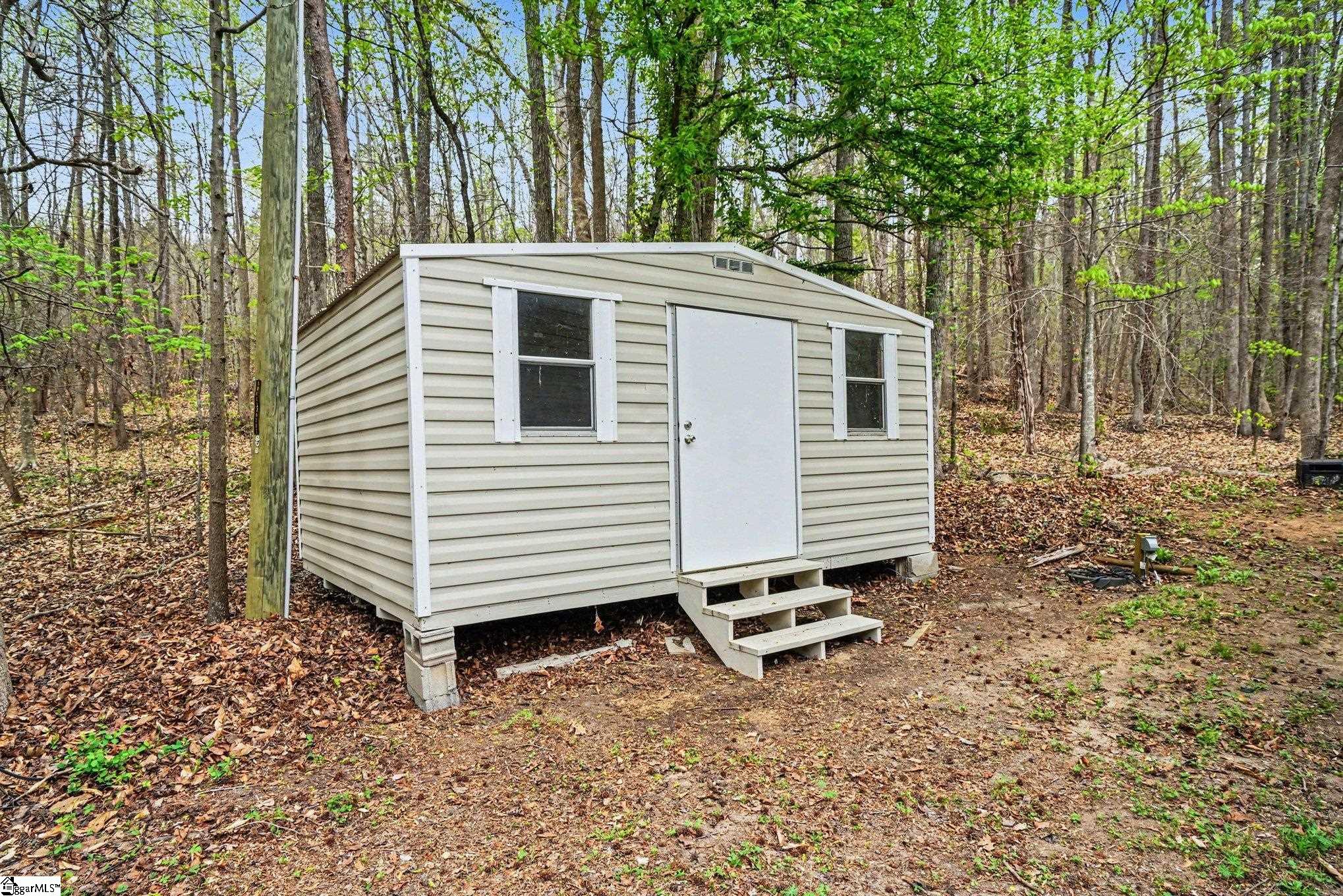 468 Holden Drive Property Photo 10