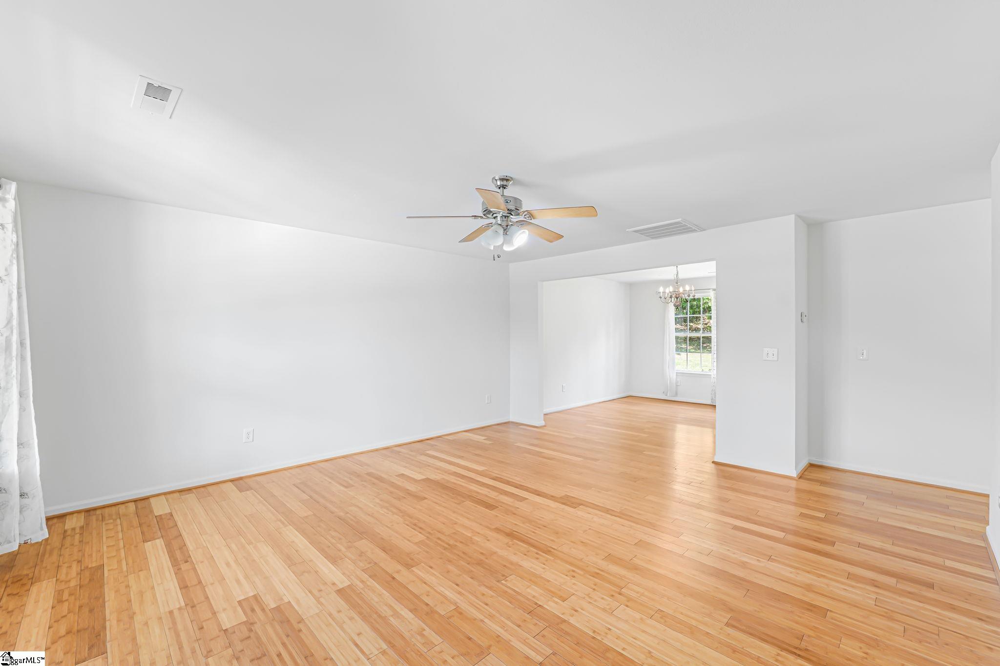 1 Haven Reach Way Property Photo 5