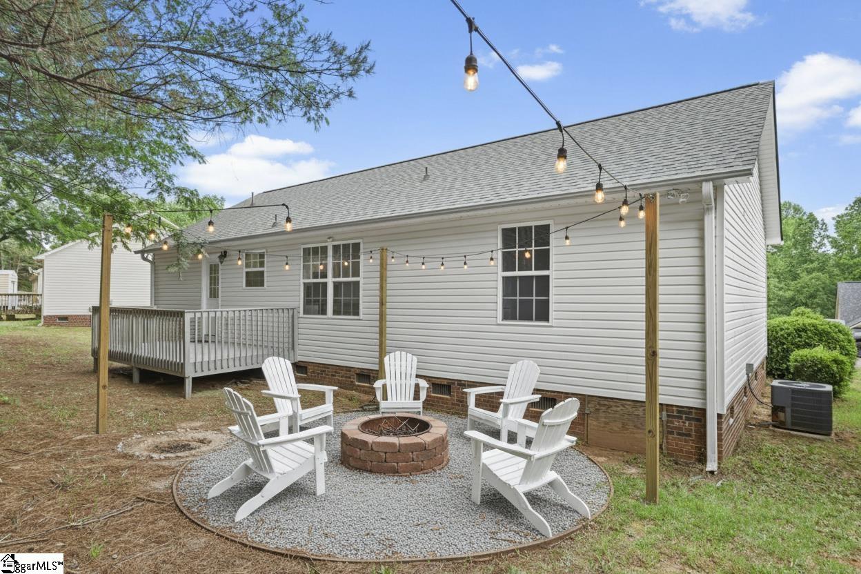 141 Brookwood Creek Drive Property Photo 4