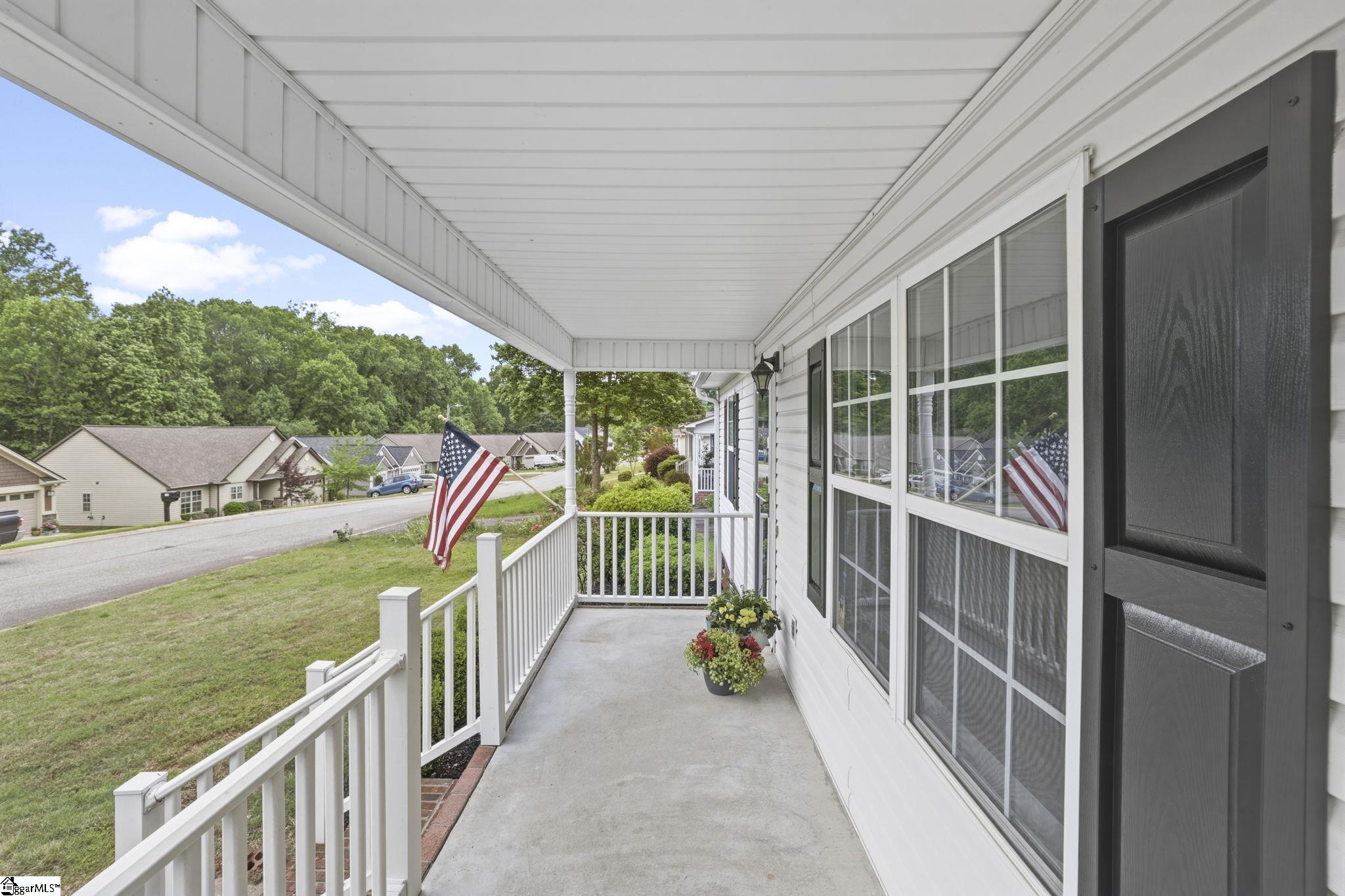 141 Brookwood Creek Drive Property Photo 6