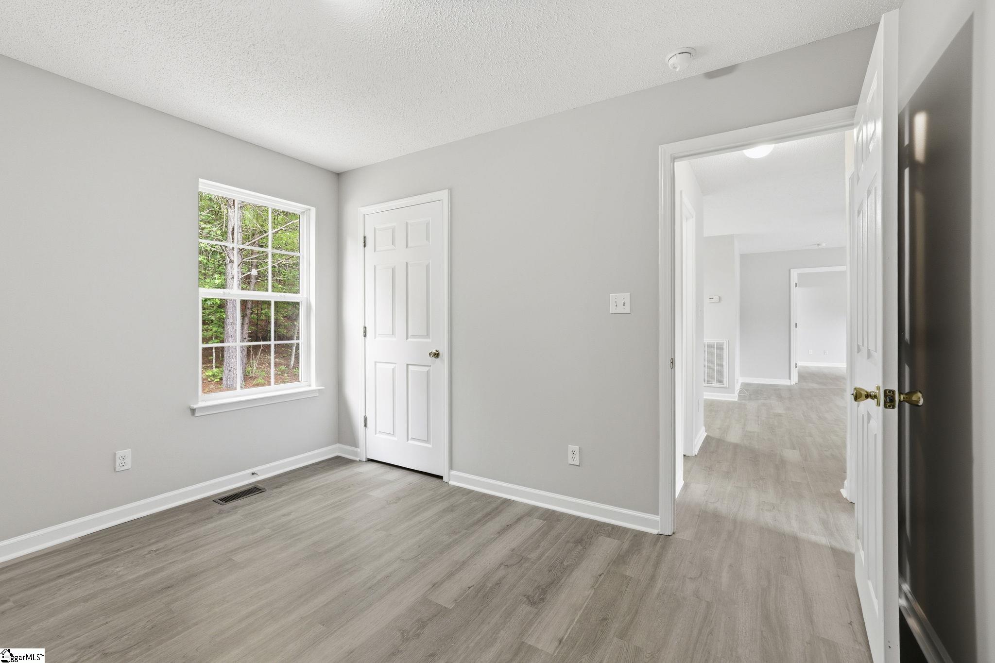 141 Brookwood Creek Drive Property Photo 22