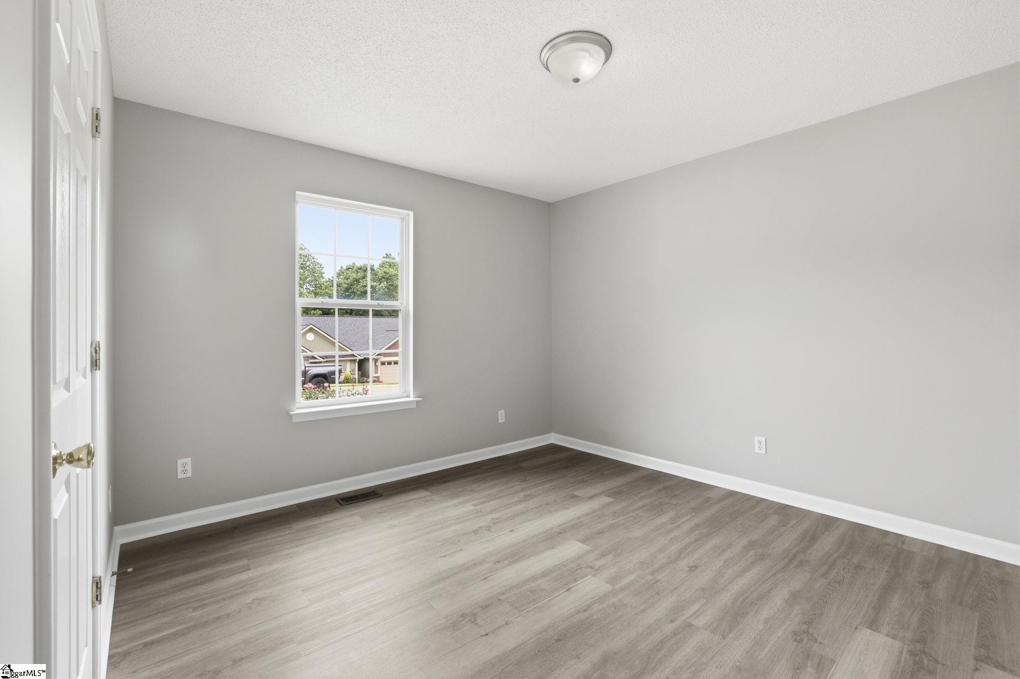 141 Brookwood Creek Drive Property Photo 25