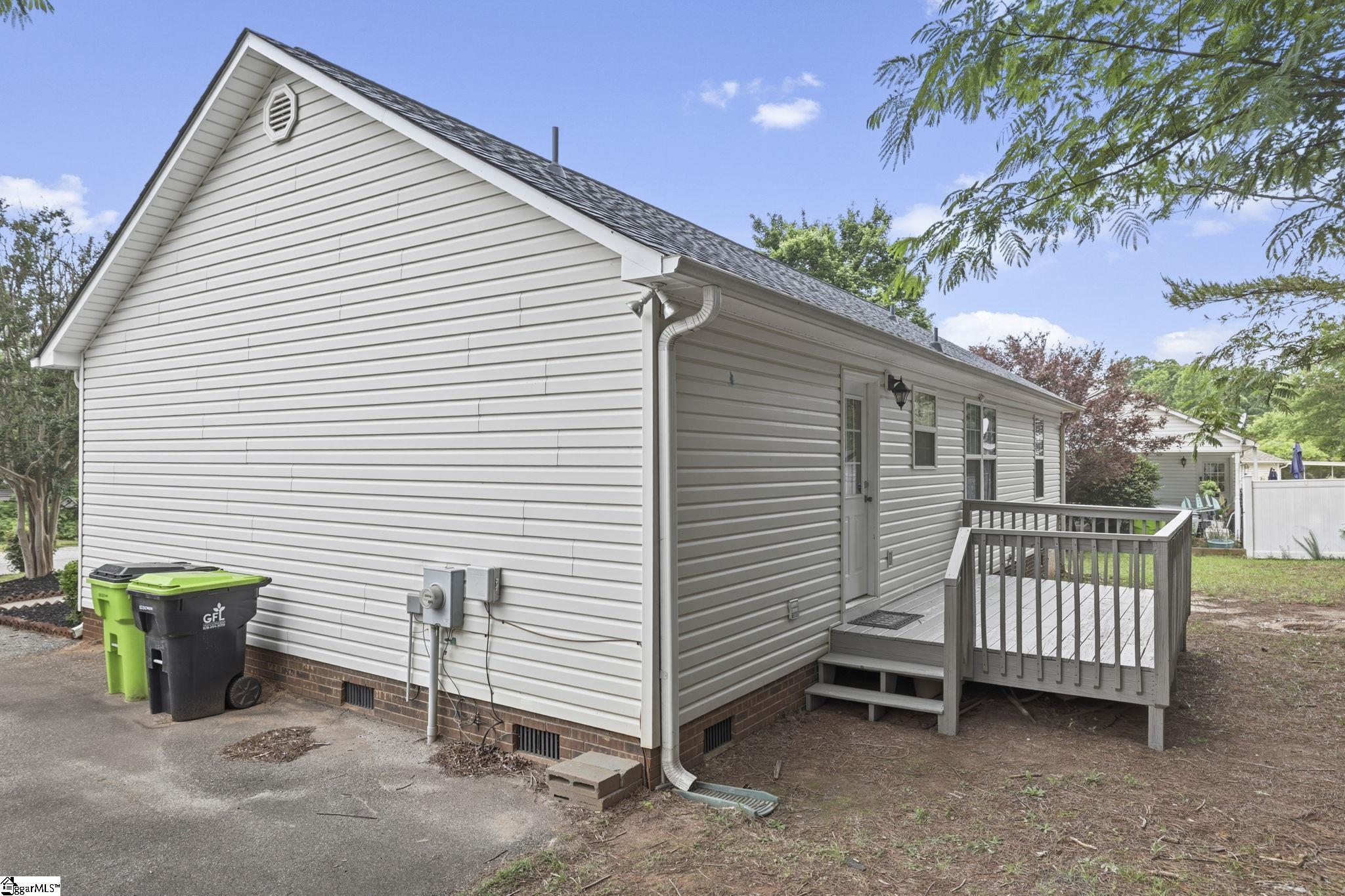 141 Brookwood Creek Drive Property Photo 32