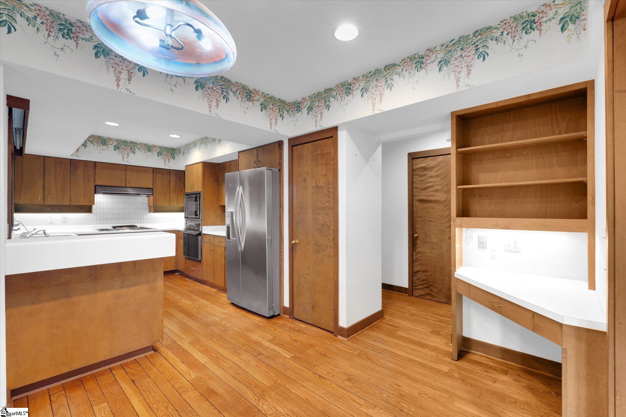 100 Brookside Way Property Photo 15