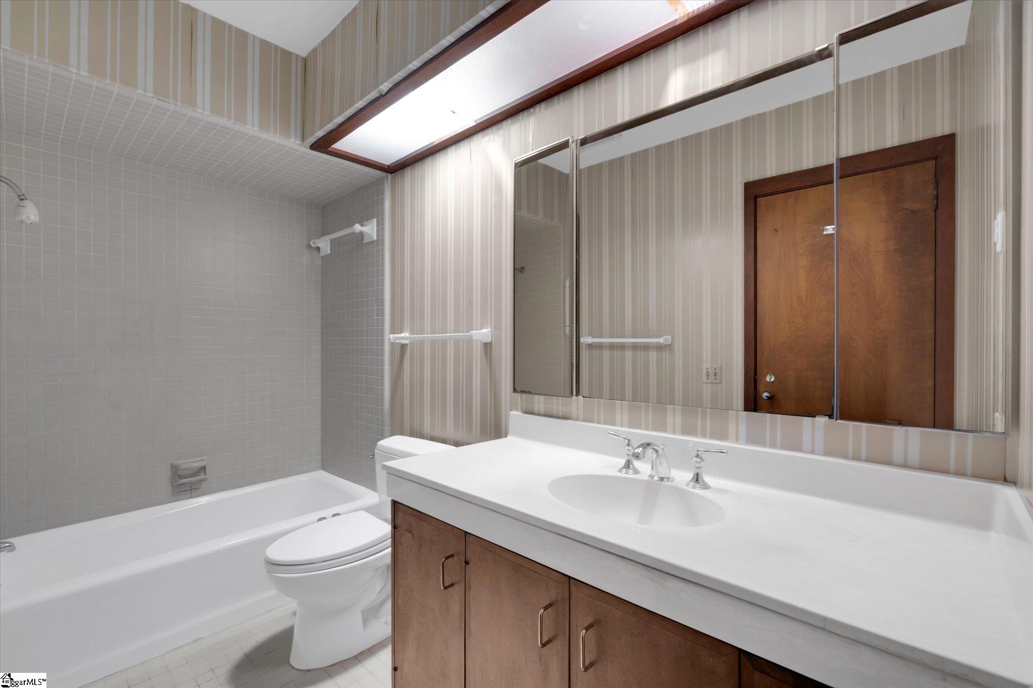 100 Brookside Way Property Photo 25