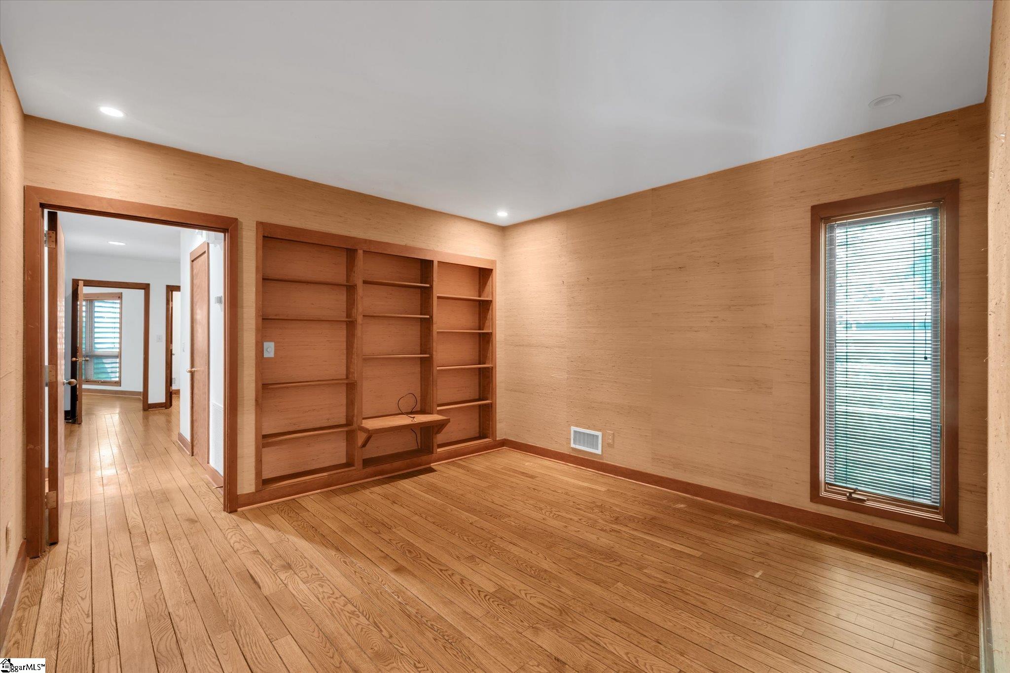 100 Brookside Way Property Photo 26