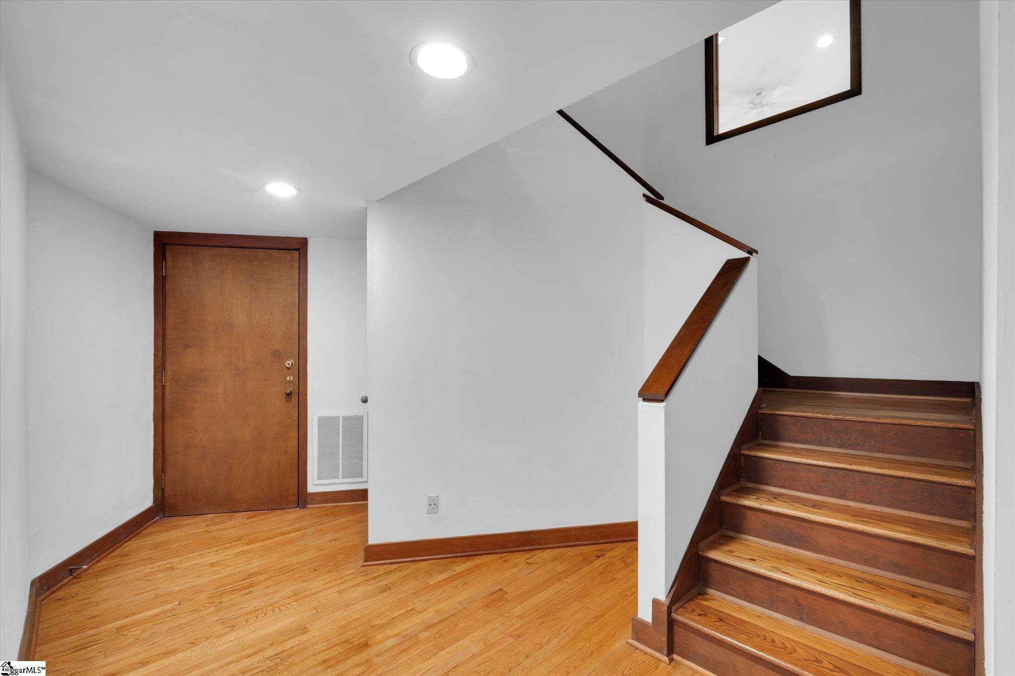 100 Brookside Way Property Photo 33