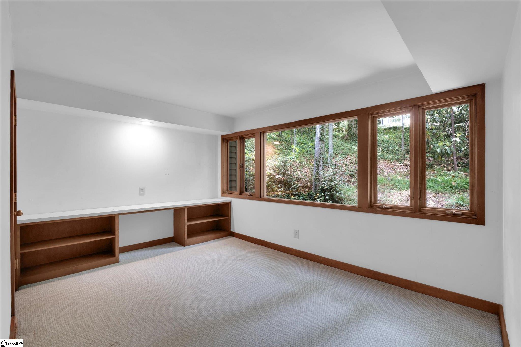 100 Brookside Way Property Photo 37